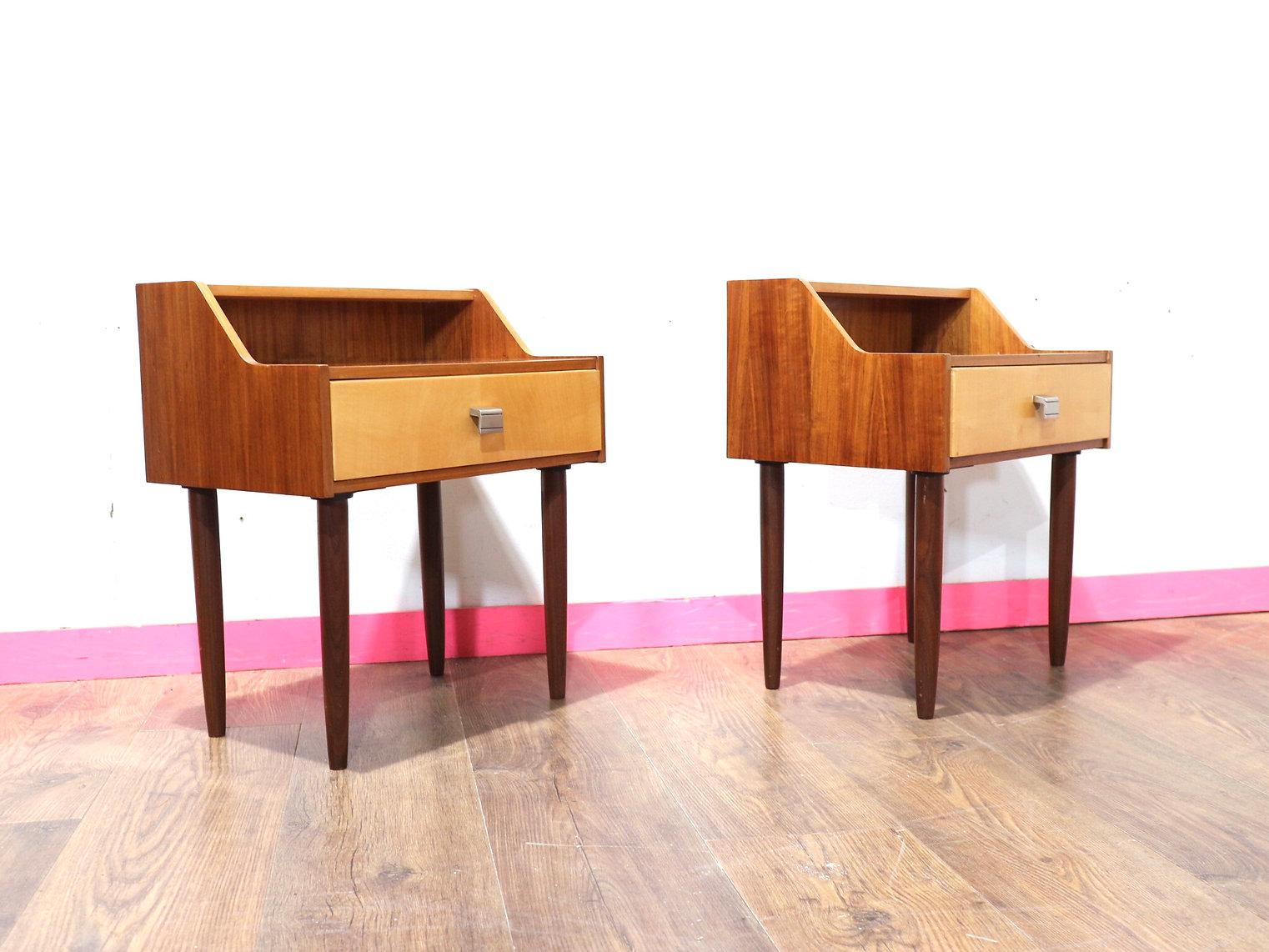 Teak Tavolini da letto italiani in acero vintage del Mid Century Modern di Marino