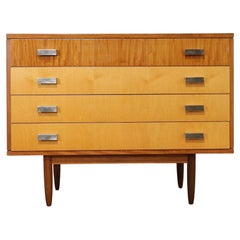 Cassettiera italiana in acero vintage del Mid Century Modern di Marino Danish Style