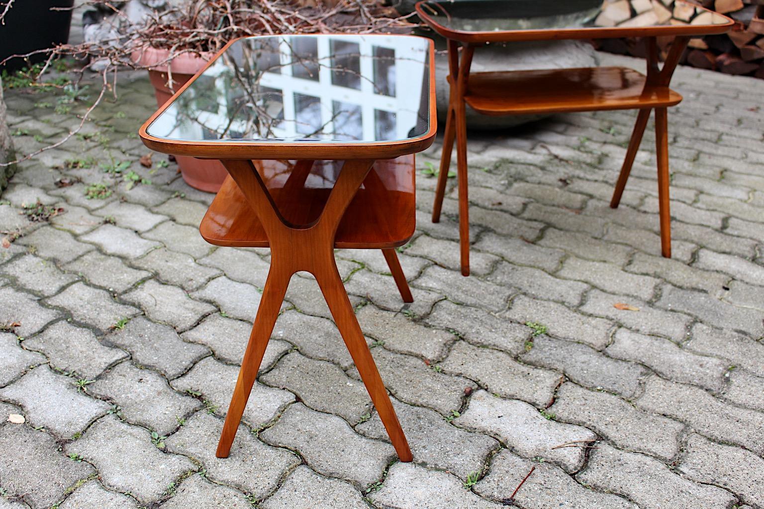20th Century Mid-Century Modern Vintage Maple Side Tables Nightstands Ico Parisi Italy 1950s