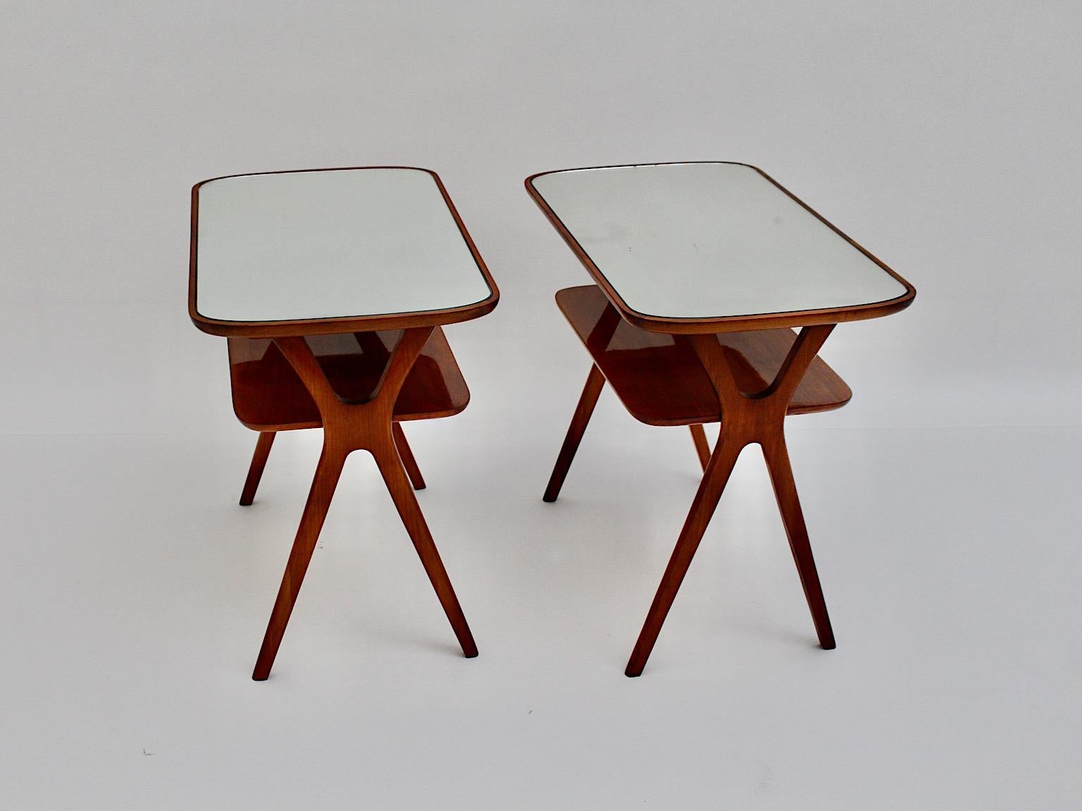 Mid-Century Modern Vintage Maple Side Tables Nightstands Ico Parisi Italy 1950s 3