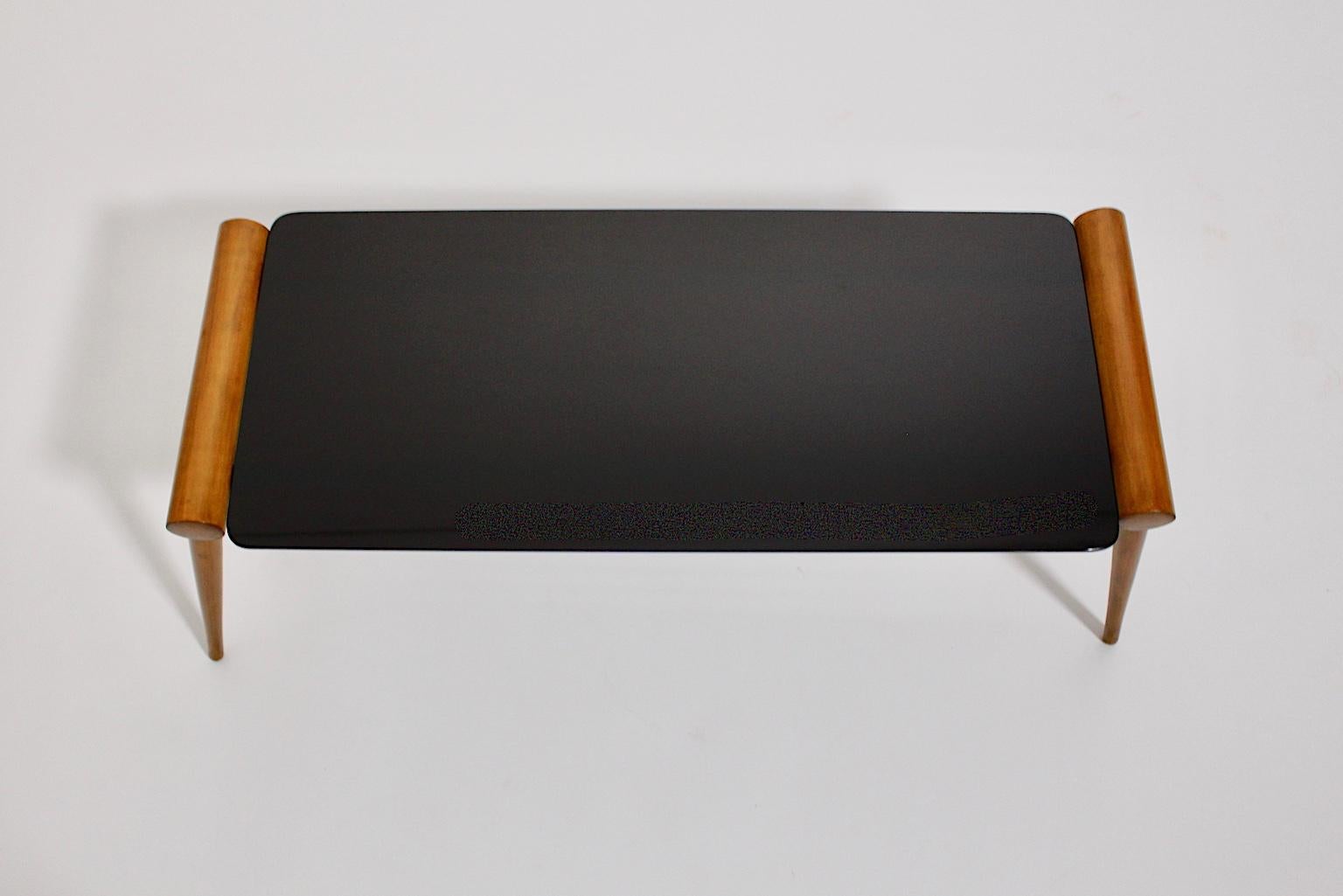 Mid-Century Modern Vintage Maple Tree Coffee Table by Max Kment, Vienna, 1950s For Sale 5
