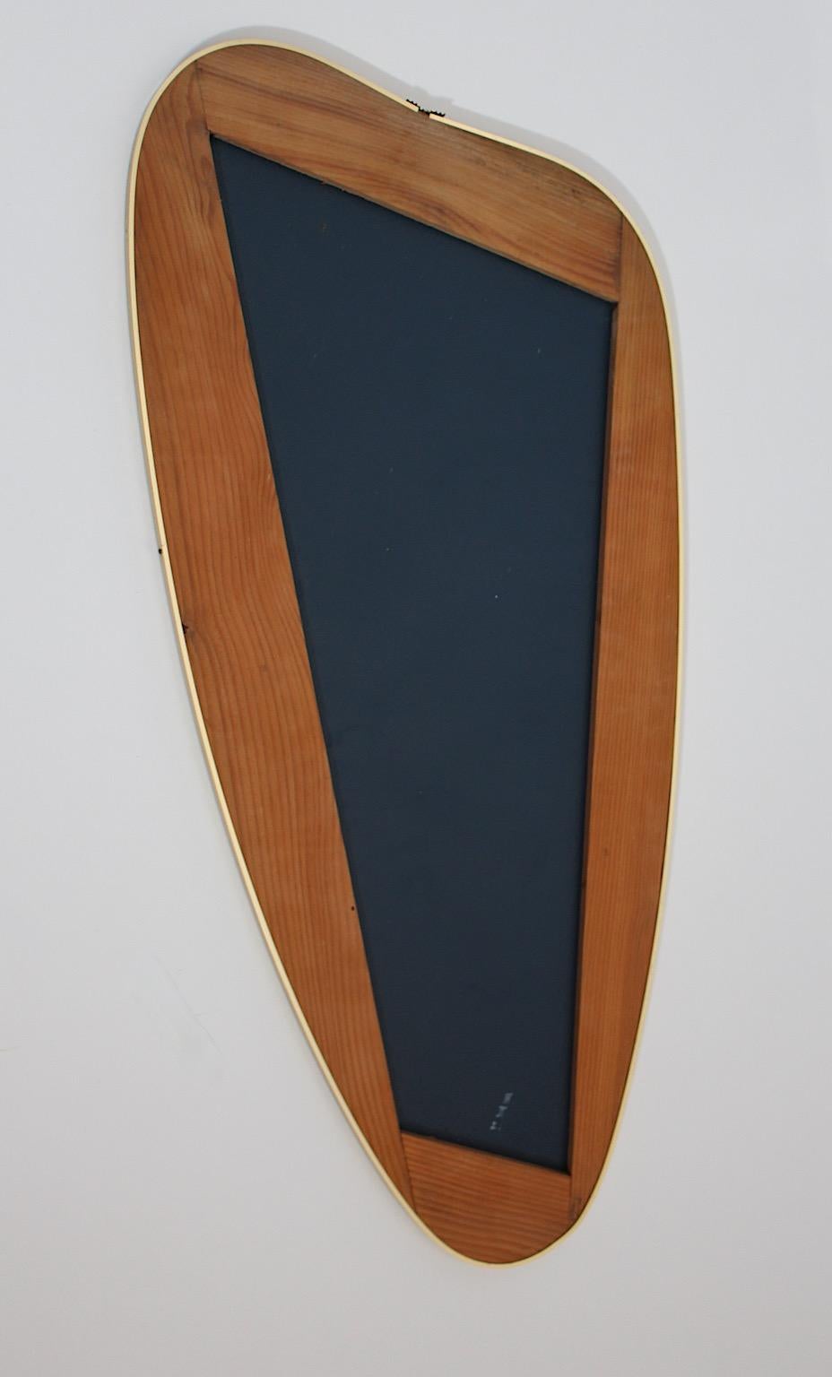 Espejo de pie orgánico vintage moderno de mediados de siglo Espejo de pared años 50 en venta 5