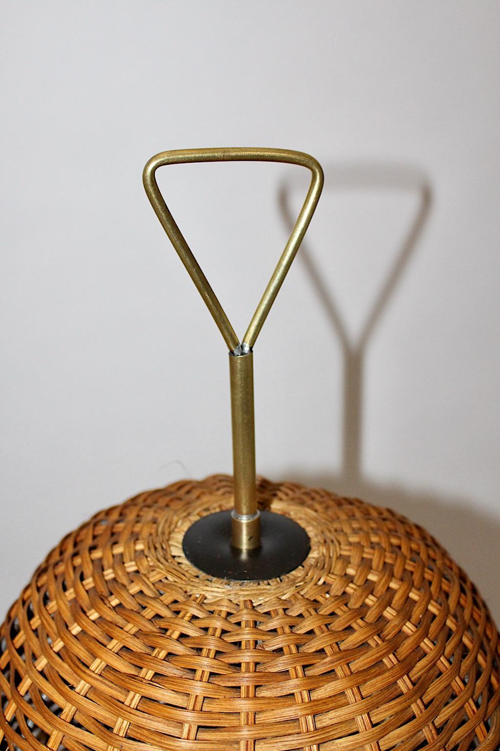 The Moderns Modern Vintage Organic Sculptural Brass Rattan Floor Lamp 1950s  en vente 5