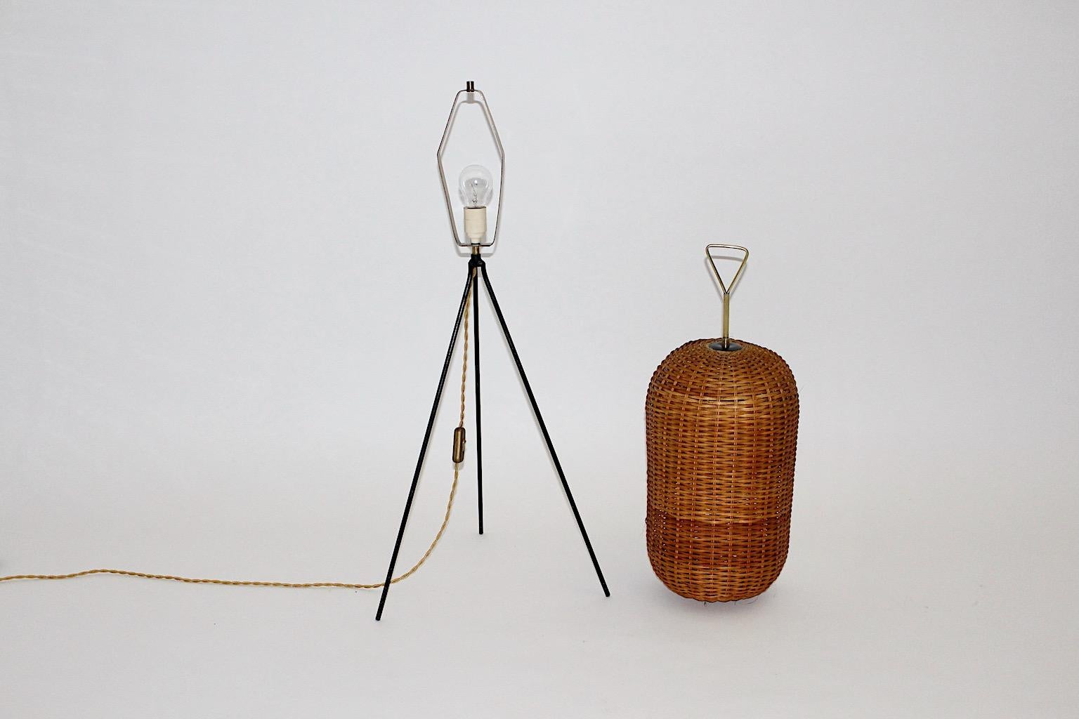 The Moderns Modern Vintage Organic Sculptural Brass Rattan Floor Lamp 1950s  en vente 6