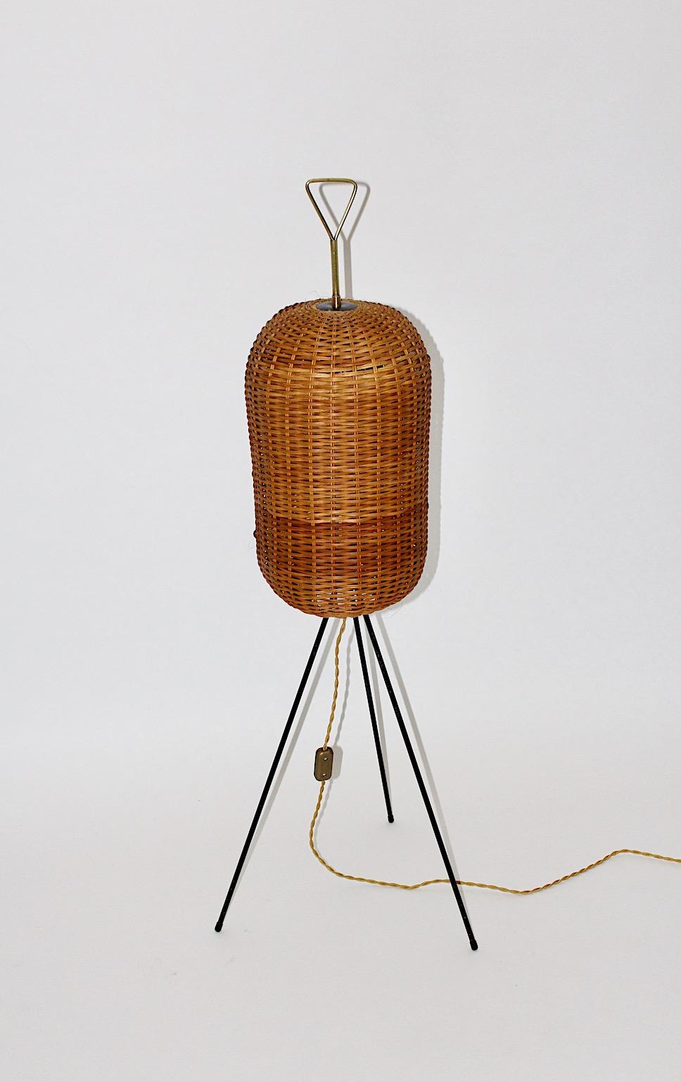 The Moderns Modern Vintage Organic Sculptural Brass Rattan Floor Lamp 1950s  en vente 2
