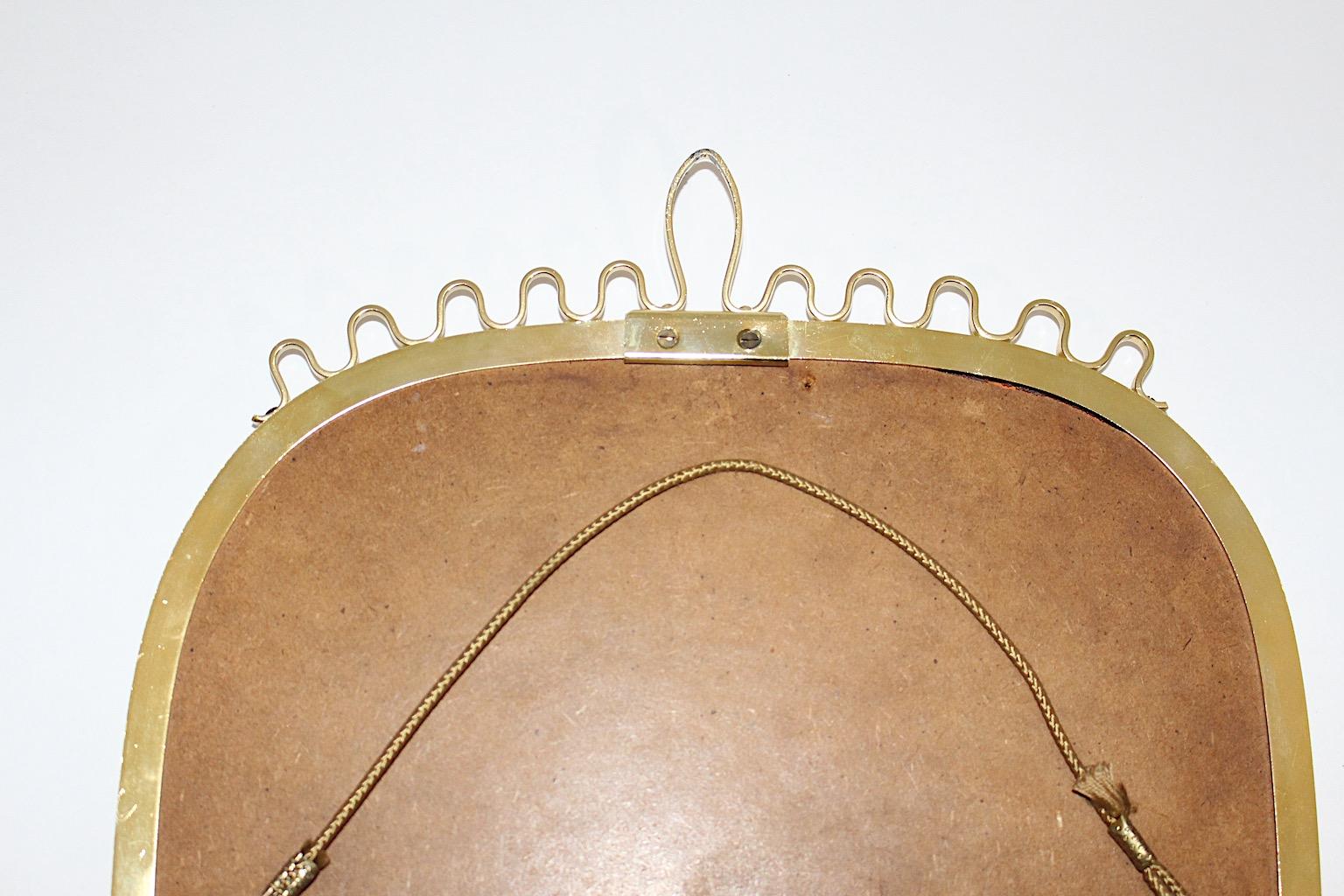 Miroir mural ovale en laiton blanc mi-siècle moderne, Autriche, années 1960 en vente 2