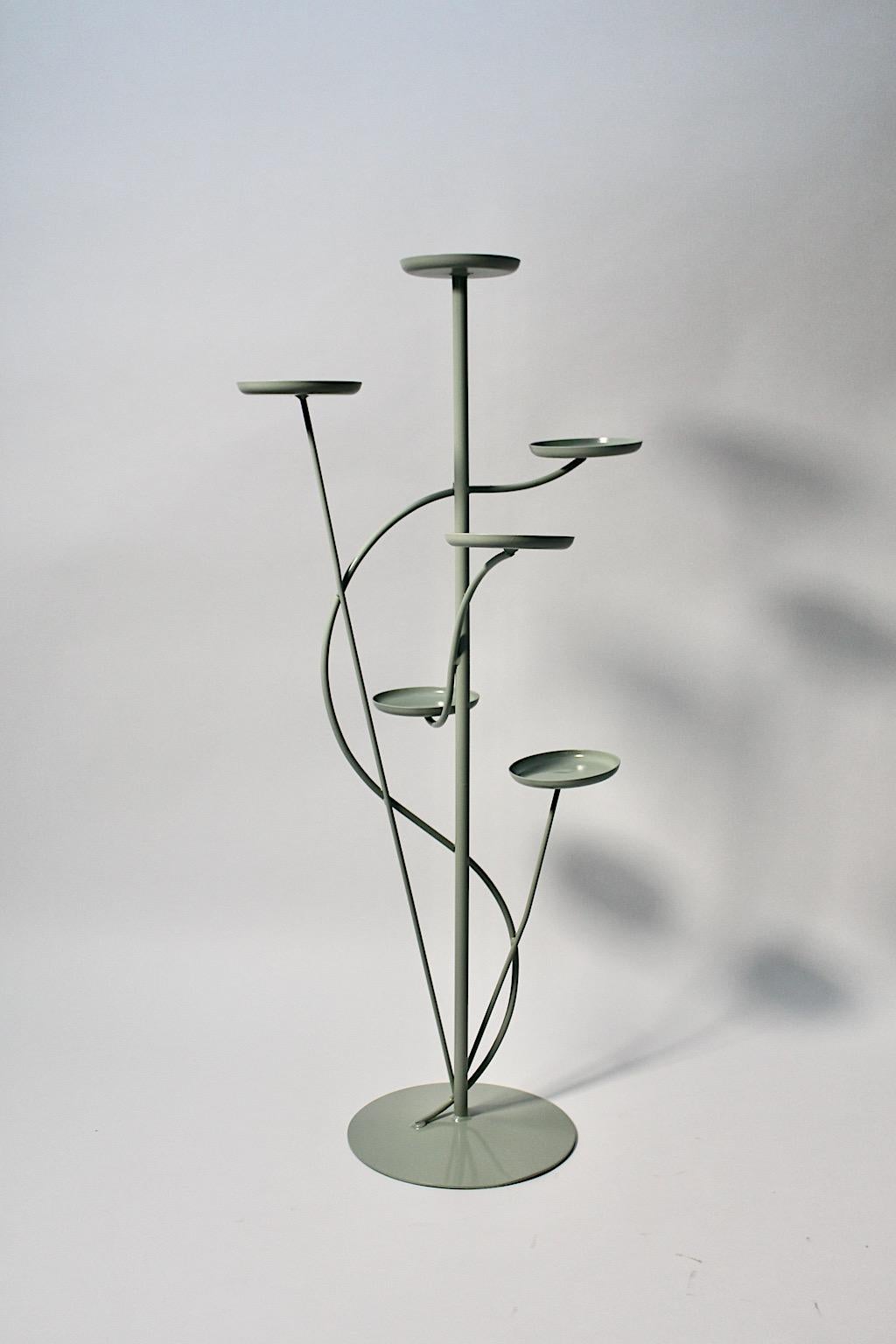 Mid Century Modern Vintage Pastel Green Metal Flower Stand Flower Rack 1950s For Sale 2