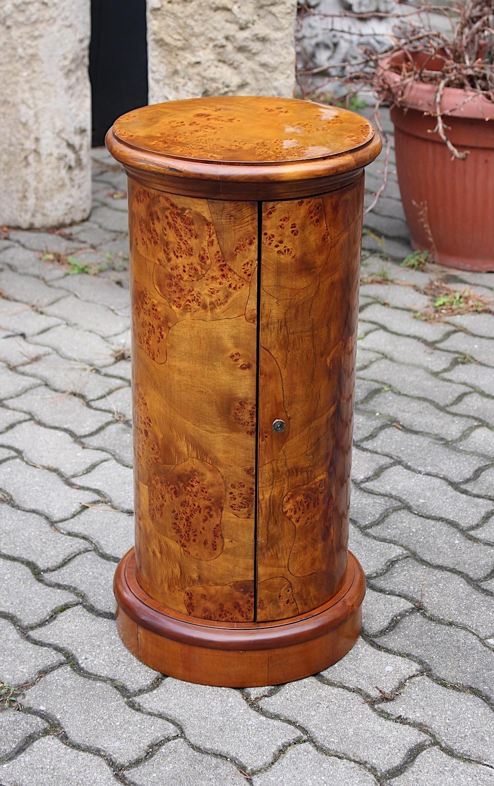Mid Century Modern Vintage Poplar Wood Round Chest or Side Table 1960s Austria For Sale 7