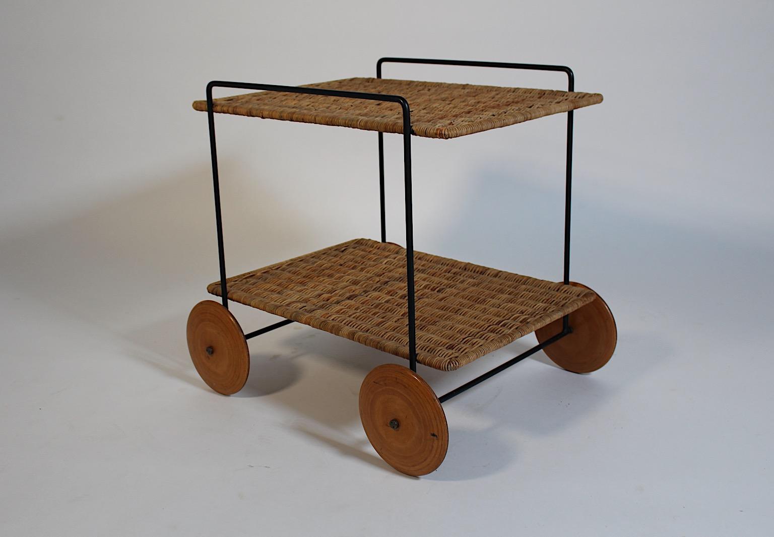 Mid Century Modern Vintage Rattan Buche Bar Cart Carl Auböck 1951 Wien im Angebot 1