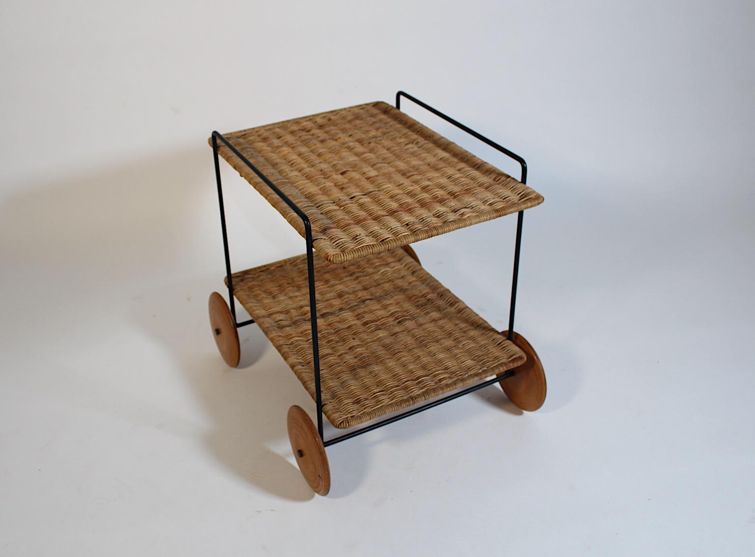Mid Century Modern Vintage Rattan Buche Bar Cart Carl Auböck 1951 Wien im Angebot 3