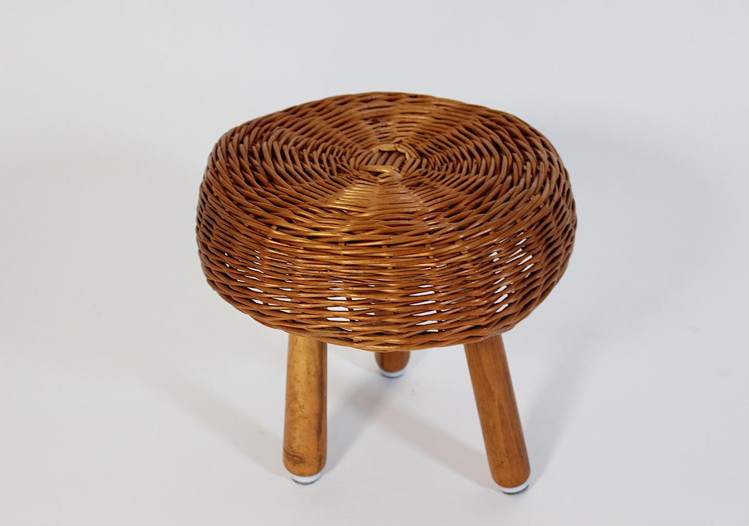 Rattan Sgabello organico in rattan e faggio vintage Tony Paul 1950s in vendita