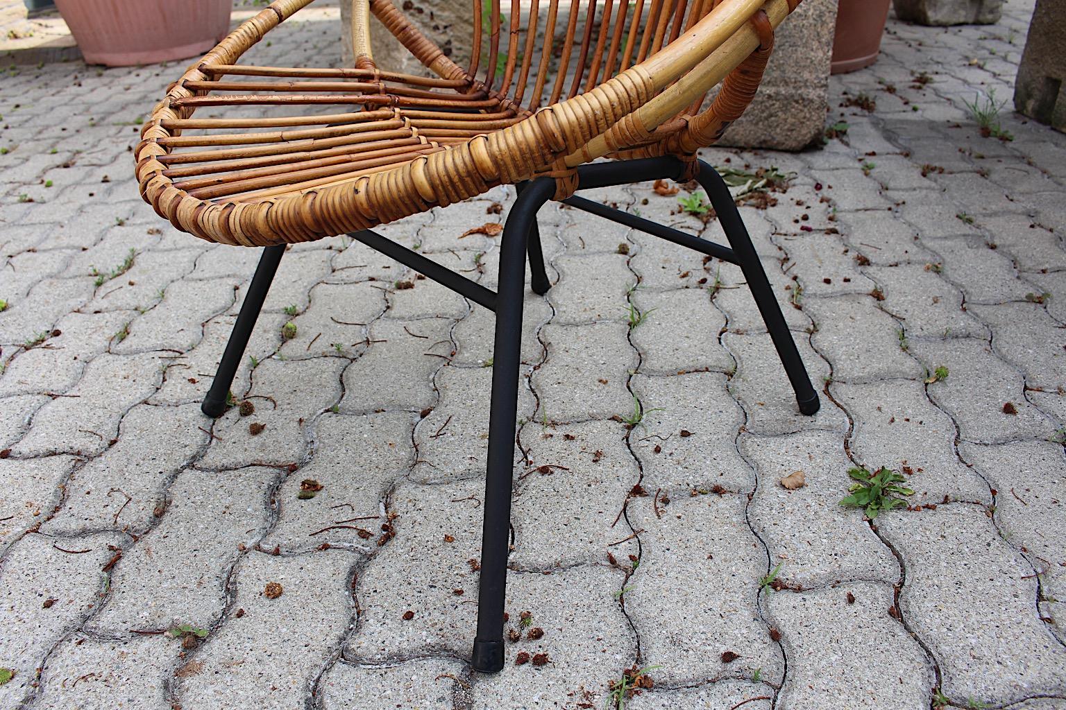 Mid Century Modern Vintage Rattan Chair Patio Rohe Noordwolde Netherlands, 1960s For Sale 3