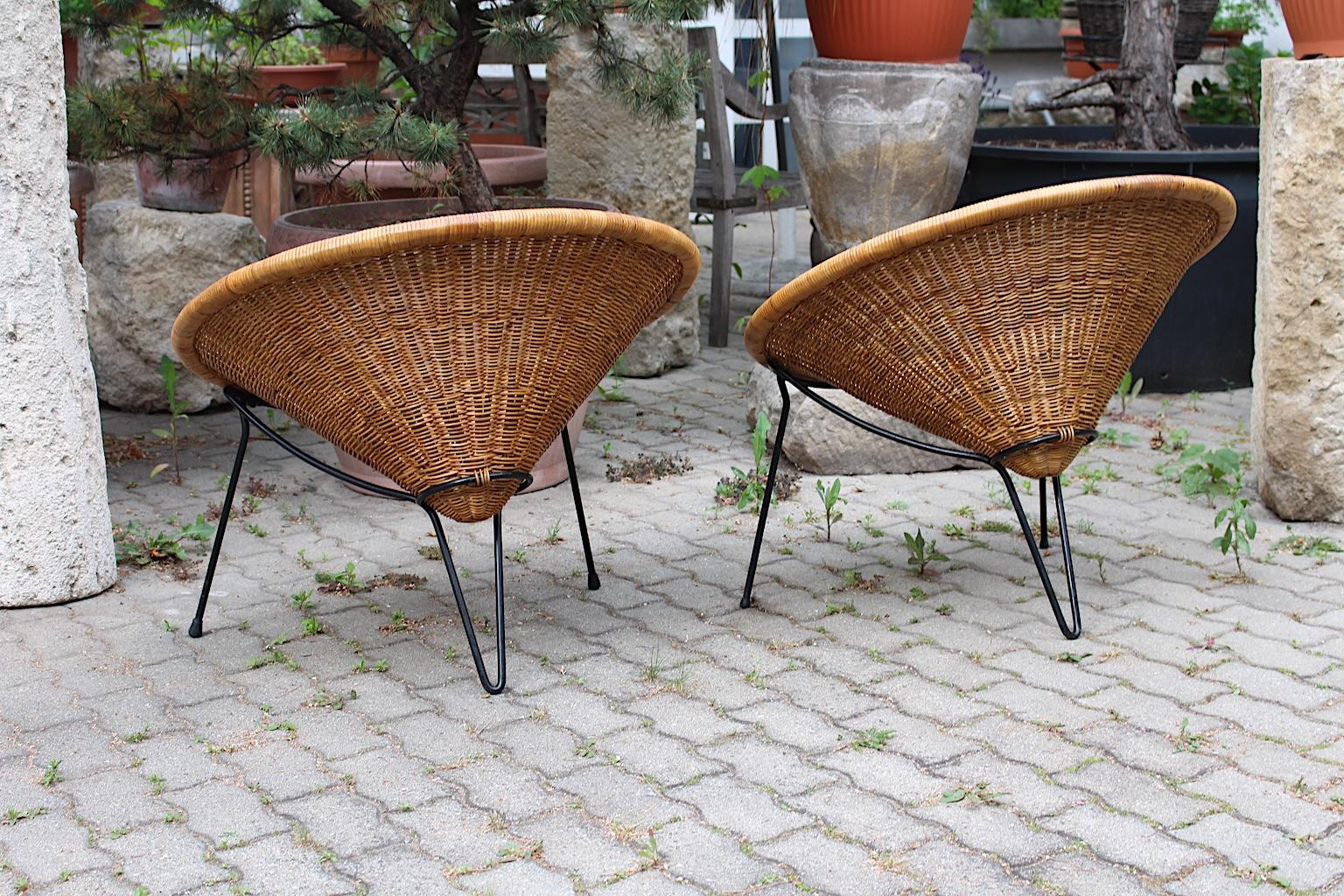 Chaises de jardin de patio en rotin vintage Roberto Mango, Italie, années 1950 en vente 6