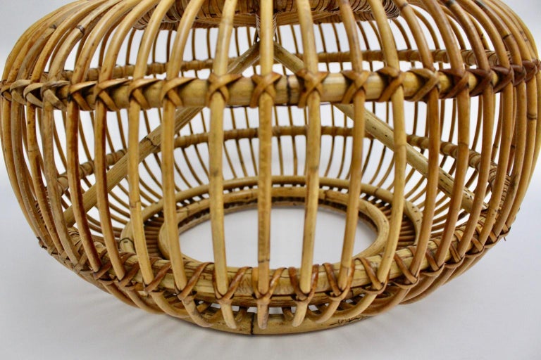 Mid-Century Modern Vintage Rattan Pouf in the Style of Albini 1960s For Sale 7