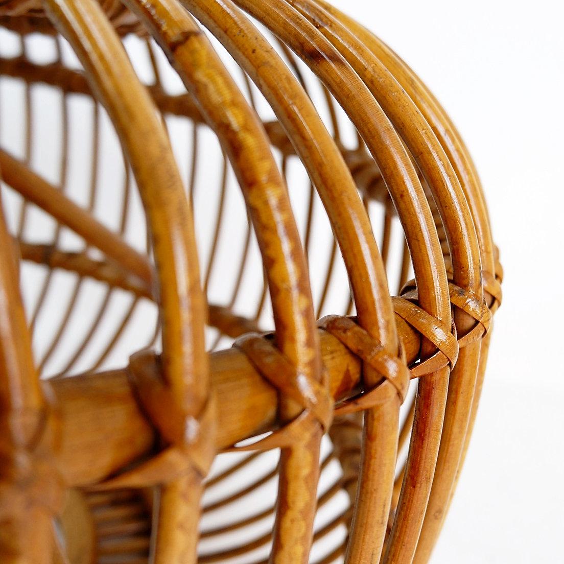 20ième siècle Pouf moderne du milieu du siècle dernier en rotin vintage dans le style d'Albini, années 1960 en vente
