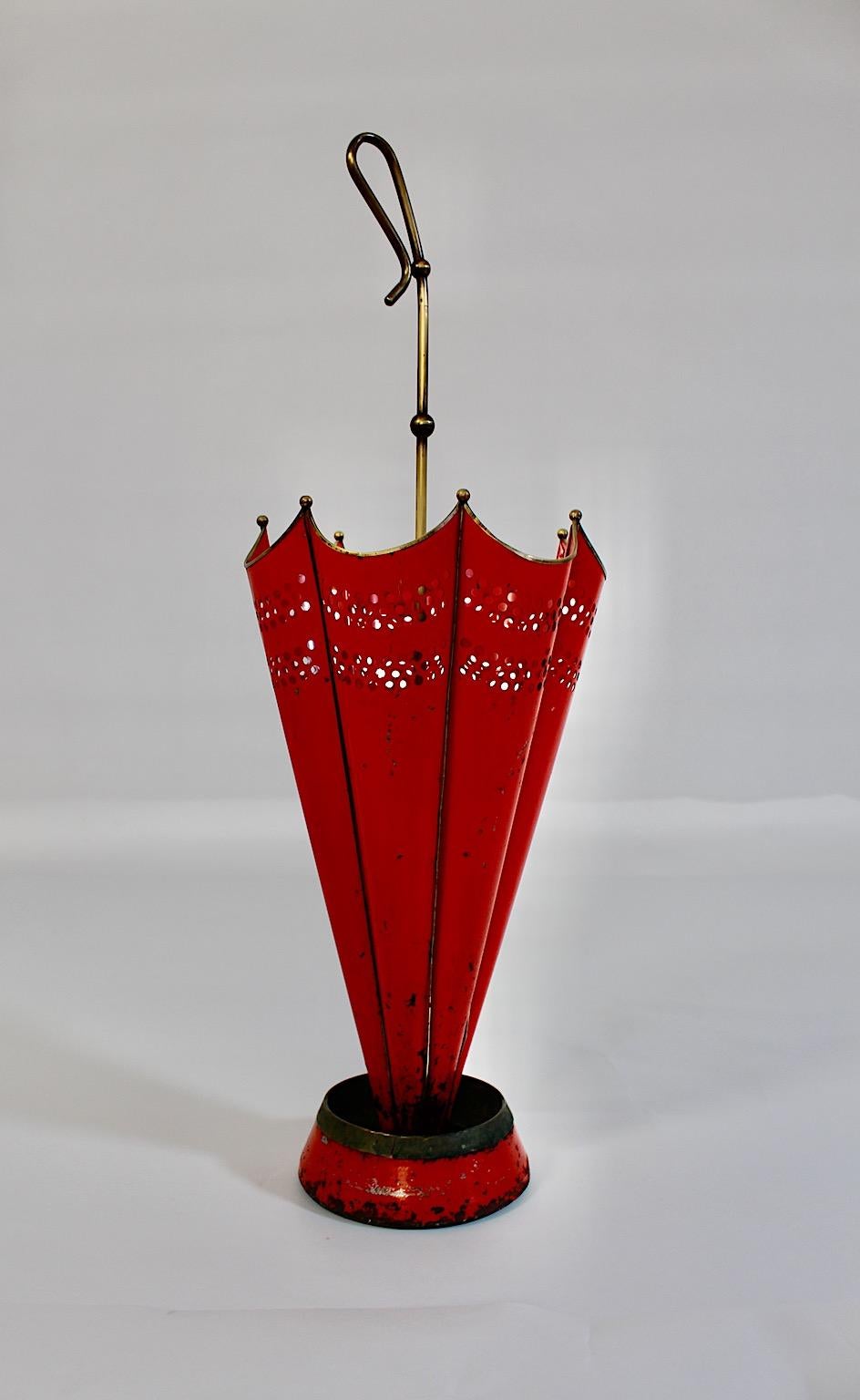 Mid Century Modern Vintage Red Brass Umbrella Stand 1950s Italy In Distressed Condition For Sale In Vienna, AT