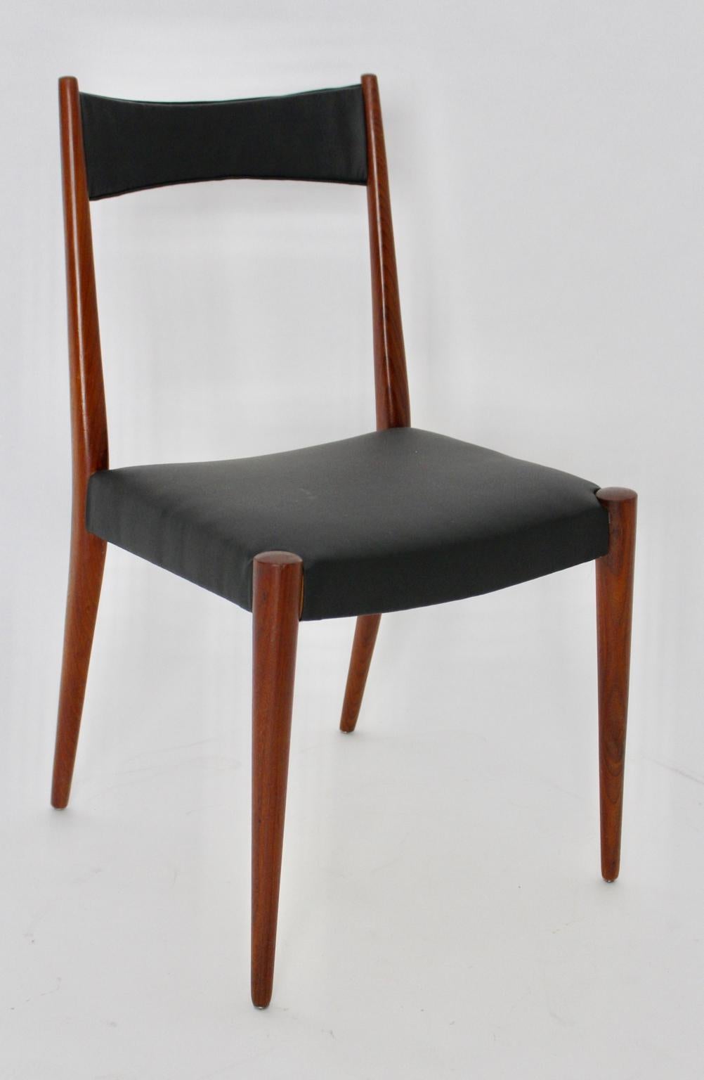 Mid-Century Modern Vintage-Stuhl aus Buche von Anna-Llja Praun 1953 Österreich (Österreichisch) im Angebot