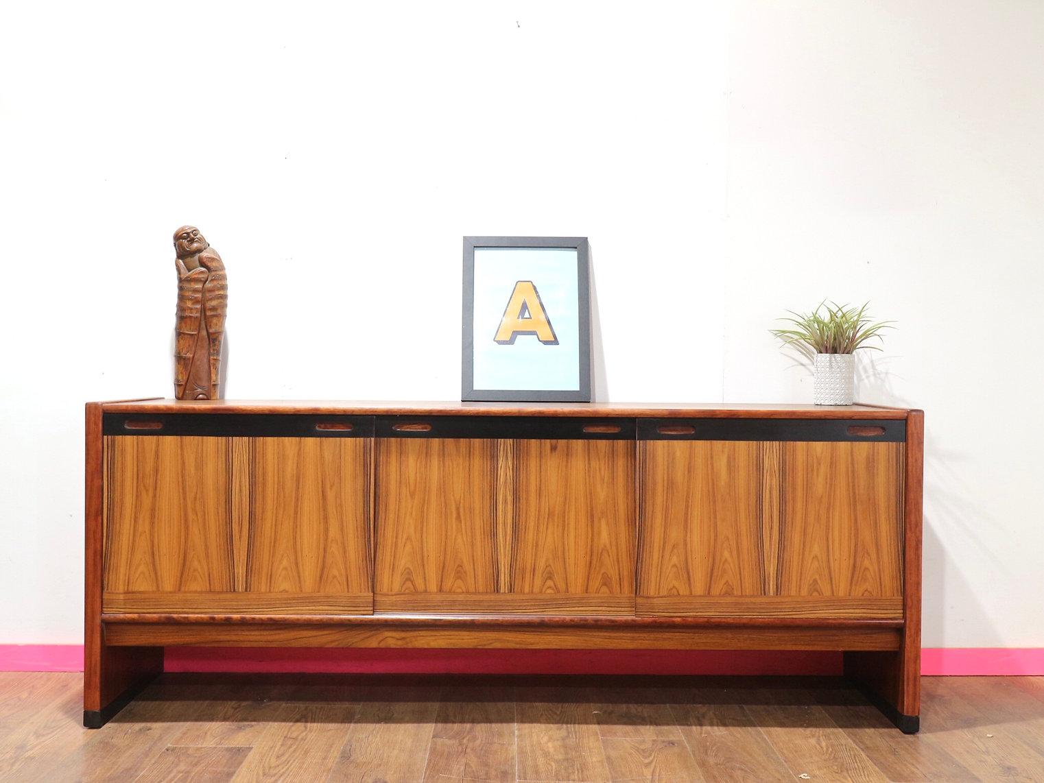 Mid Century Modern Vintage Rosewood Credenza by Skovby Danish Sideboard For Sale 5