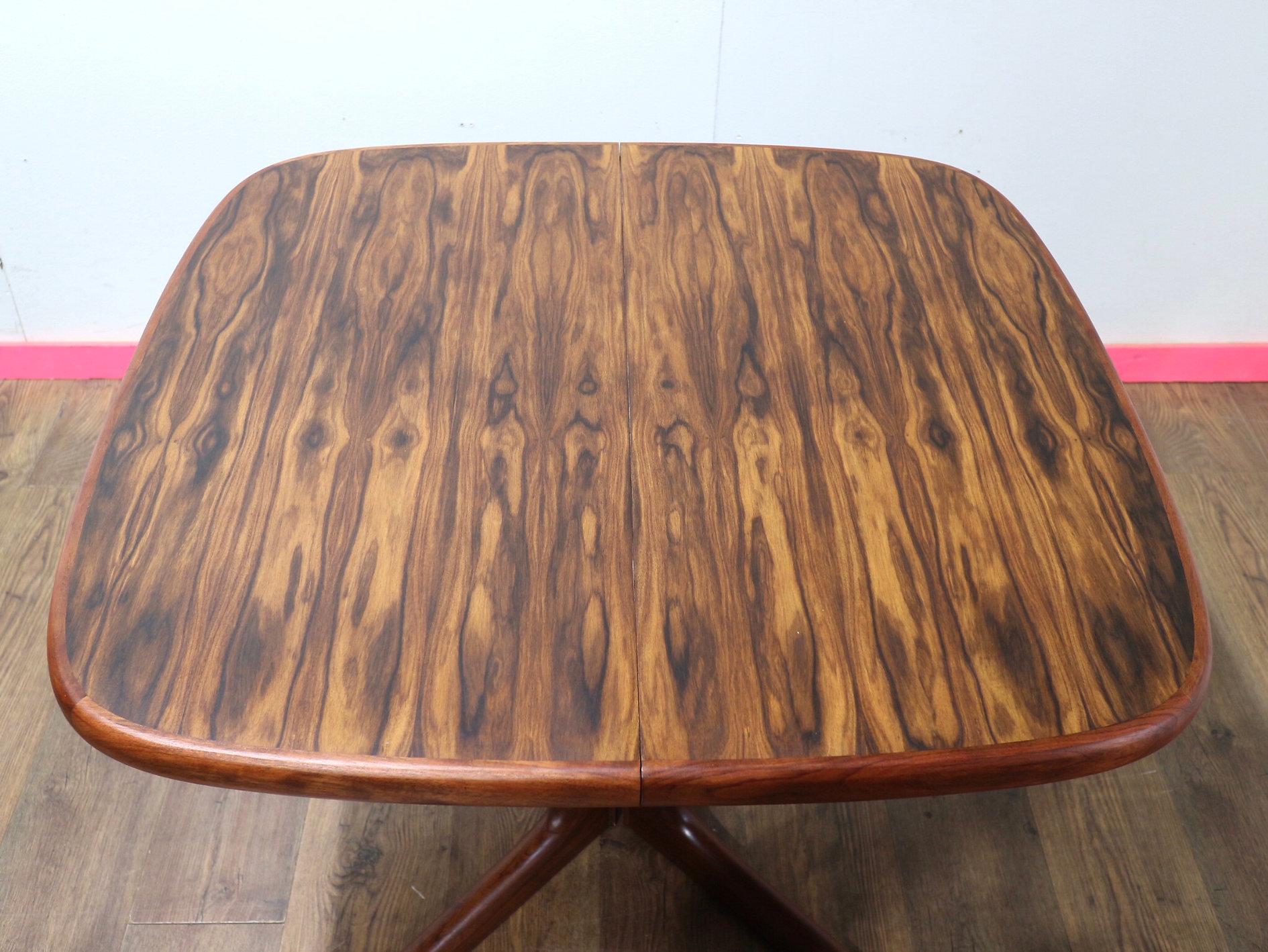 Ausziehbarer dänischer Vintage-Esstisch aus Rosenholz von Skovby, Mid-Century Modern (Moderne der Mitte des Jahrhunderts)