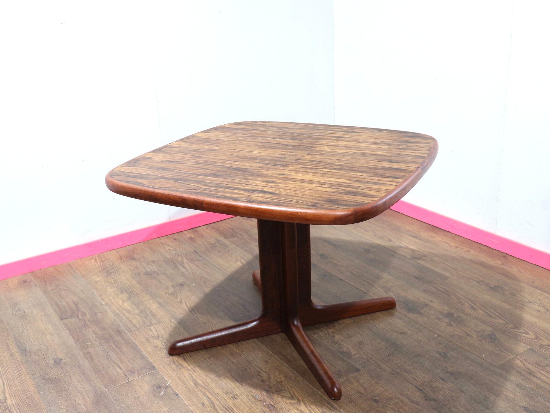 Ausziehbarer dänischer Vintage-Esstisch aus Rosenholz von Skovby, Mid-Century Modern (Dänisch)