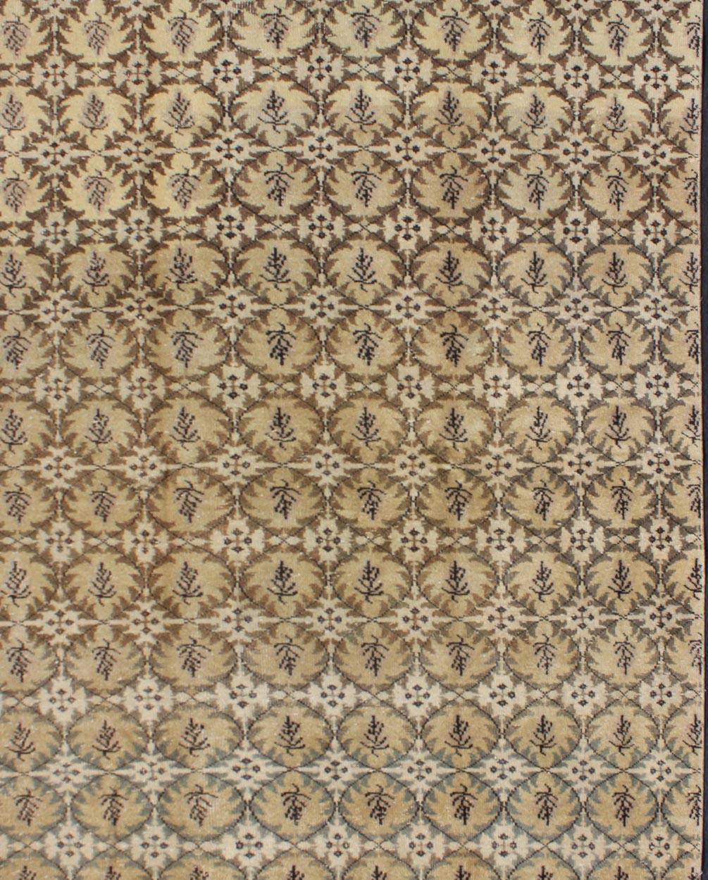 Mid-Century Modern vintage Rug with repeating All Over Design.       

 Measures: 5'8 x 8'6.

Mid-Century Modern Rug with Contemporary Design. Keivan Woven Arts, EN-141405, 1950's Vintage Turkish Rug in modern design.

All Over Design Mid-Century