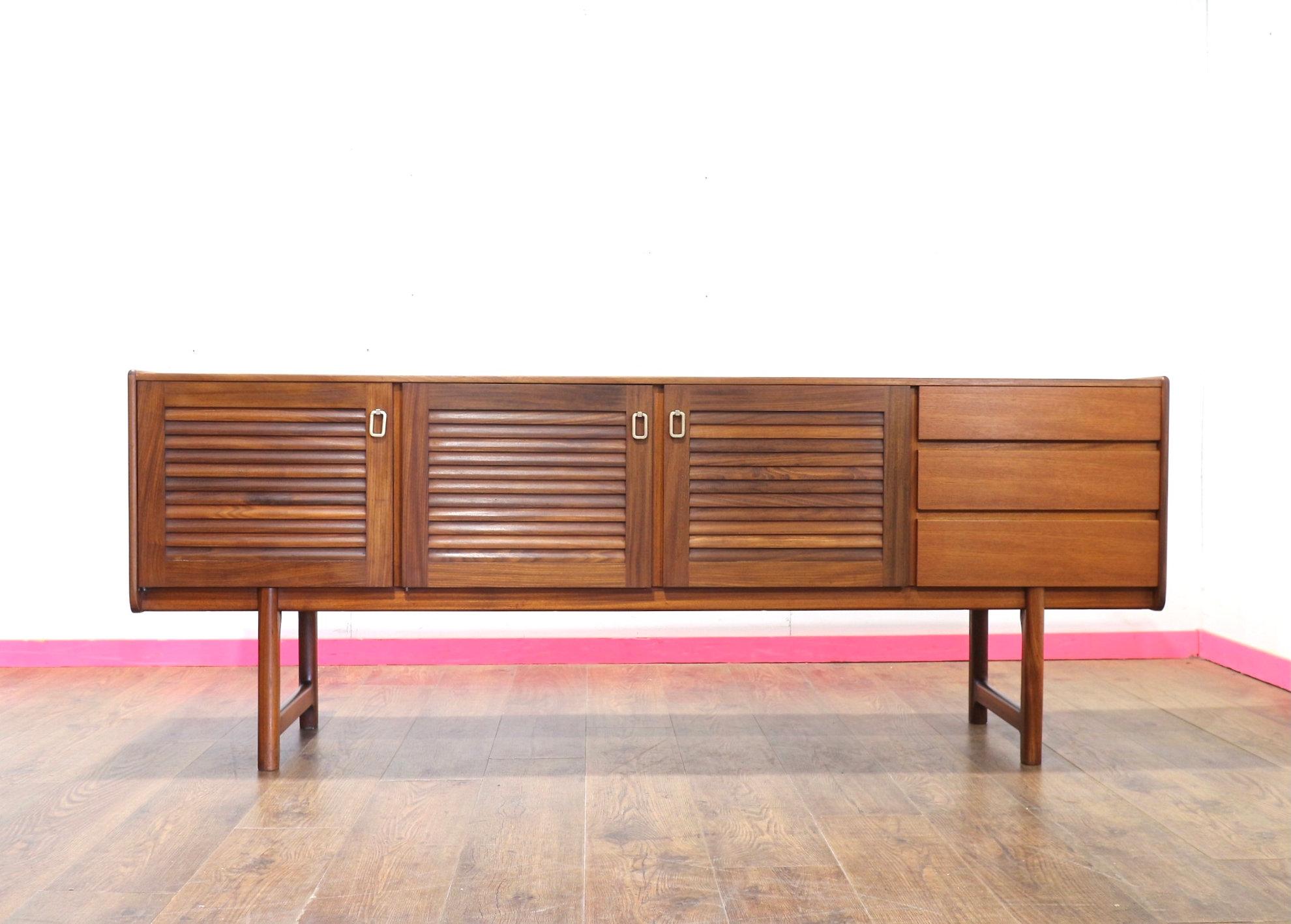 Mid Century Modern Vintage Sideboard Credenza by Mcintosh Danish Style For Sale 5