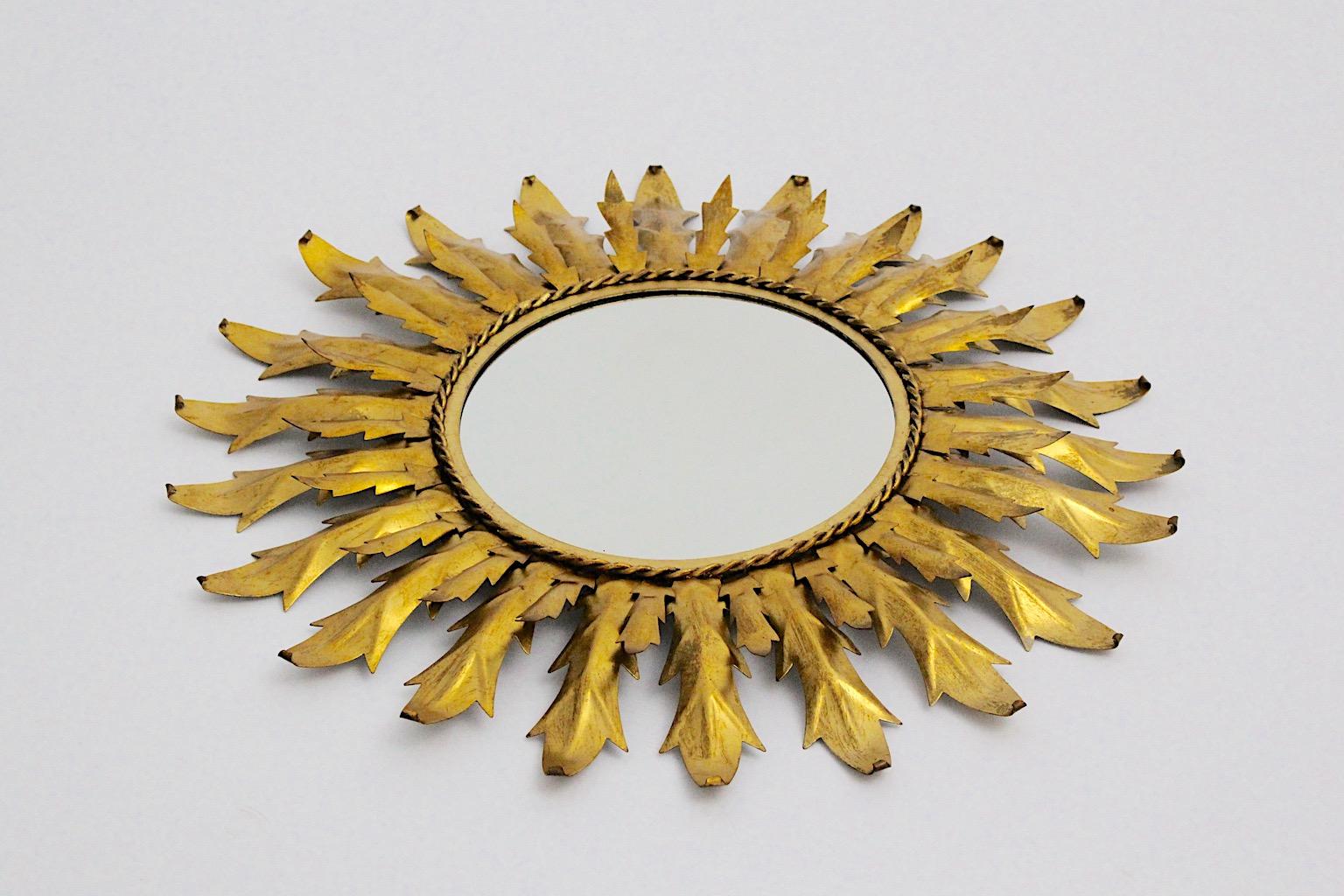 Mid Century Modern Vintage Sunburst Golden Metal Wall Mirror 1960s Italy For Sale 1
