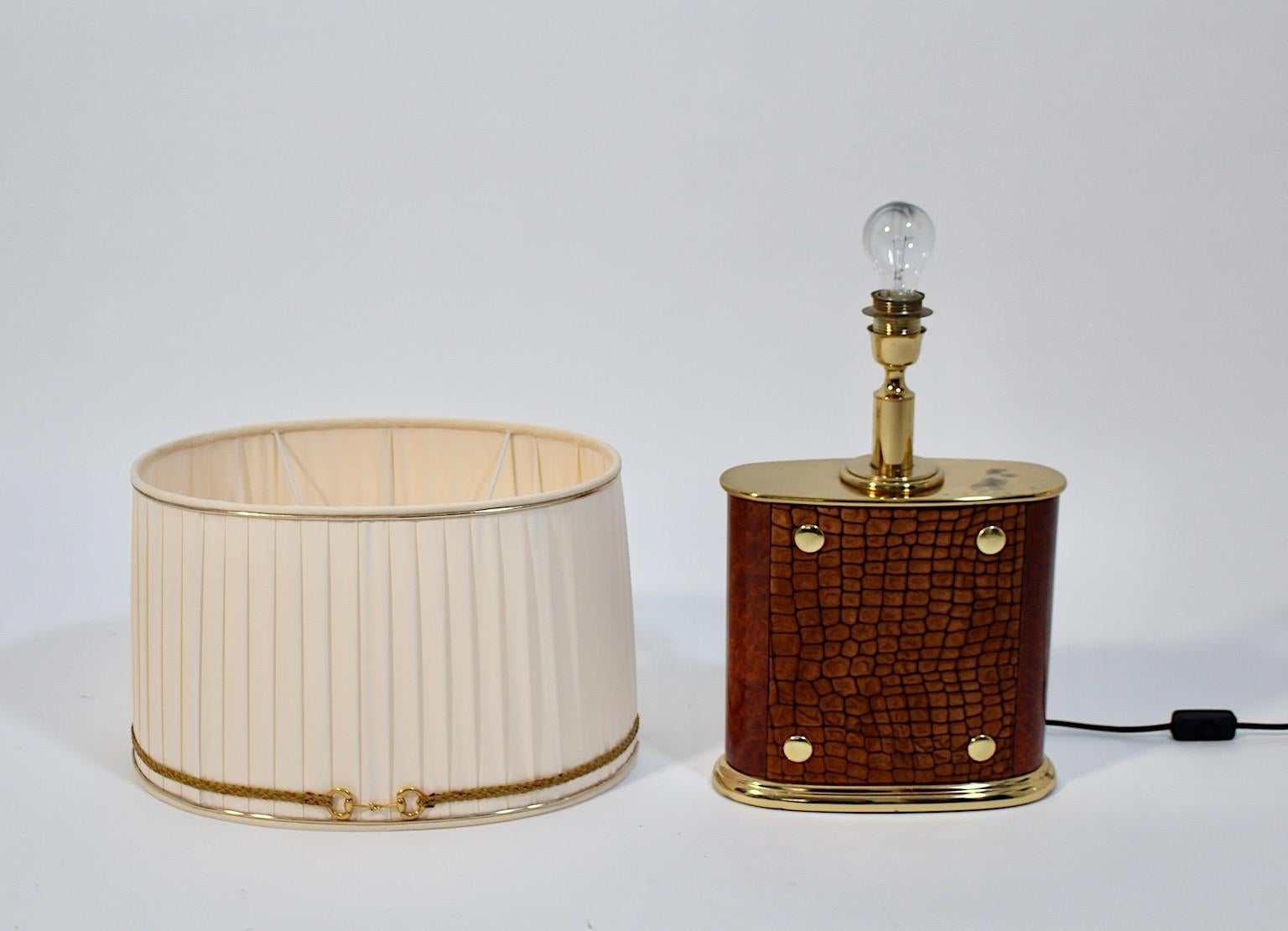Mid Century Modern Vintage Table Lamp Brass Brown Suede Paolo Gucci 1960s Italy For Sale 13