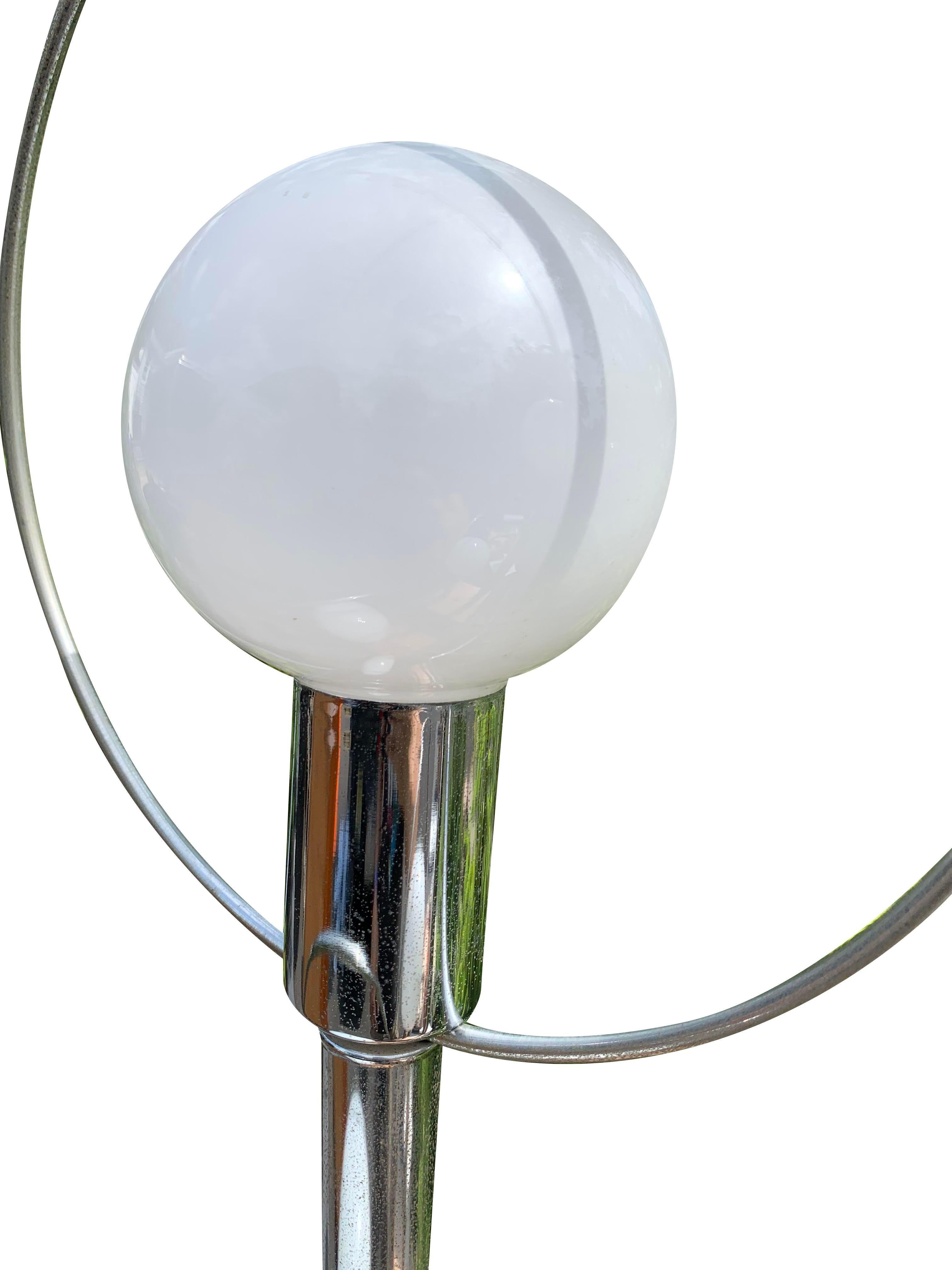 Mid Century Modern Vintage Table Lamps in Chrome and BurlWood Bases a Pair In Good Condition For Sale In Saddle River, NJ