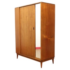 Mid Century Modern Vintage Teak Schrank Kleiderschrank von Austinsuite Danish Style