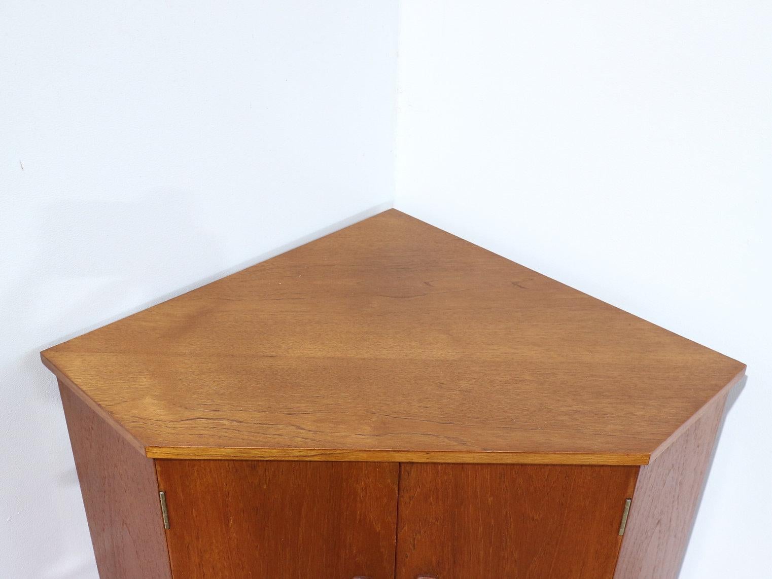 Mid Century Modern Vintage Teak Corner Bar Cocktail Cabinet Danish Style 4
