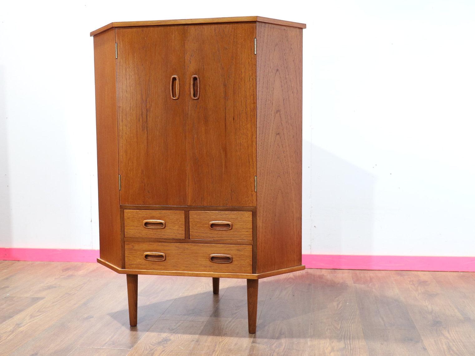 Mid Century Modern Vintage Teak Corner Bar Cocktail Cabinet Danish Style 7
