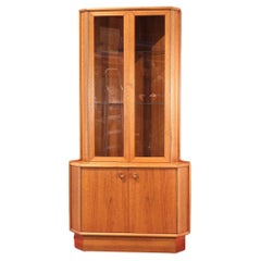 Eckschrank aus Teakholz von Turnidge aus London, Mid-Century Modern, Vintage