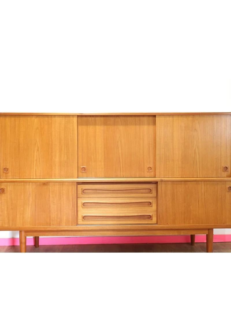 Mid Century Modern Vintage Teak Credenza Buffet Sideboard by Johannes Anderson In Good Condition For Sale In Los Angeles, CA