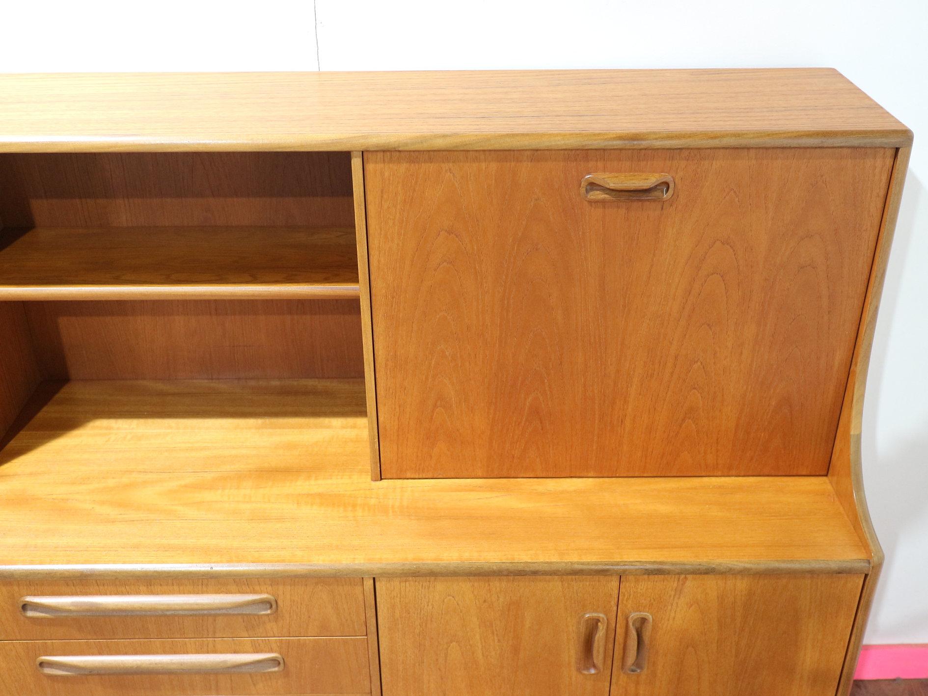 Mid Century Modern Vintage Teak Credenza Sideboard Buffet by G Plan Danish Style In Good Condition For Sale In Los Angeles, CA