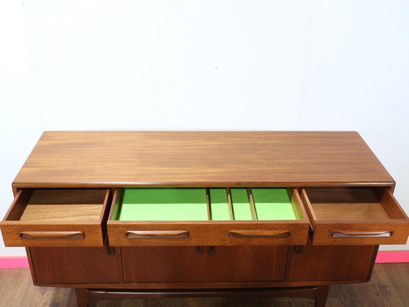 Mid Century Modern Vintage Teak Credenza Sideboard buffet by G Plan Danish Style 3