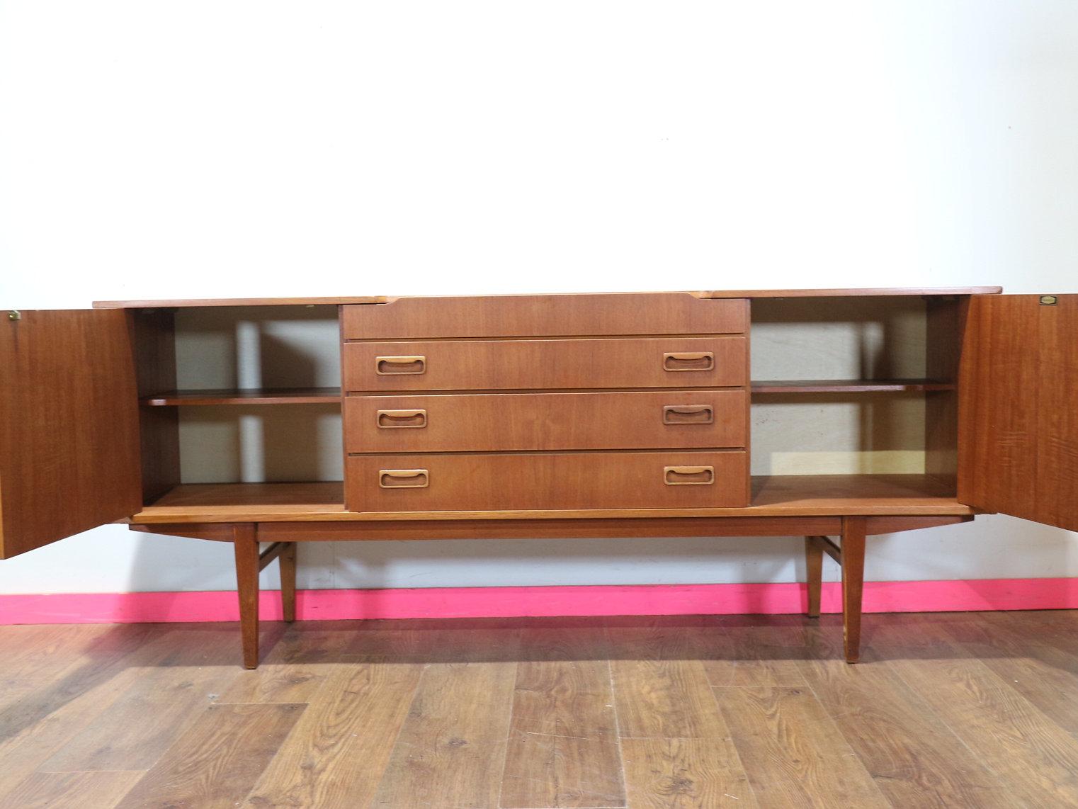 Aparador Credenza Vintage Mid Century Modern Teak de Beautility Danish Style 2