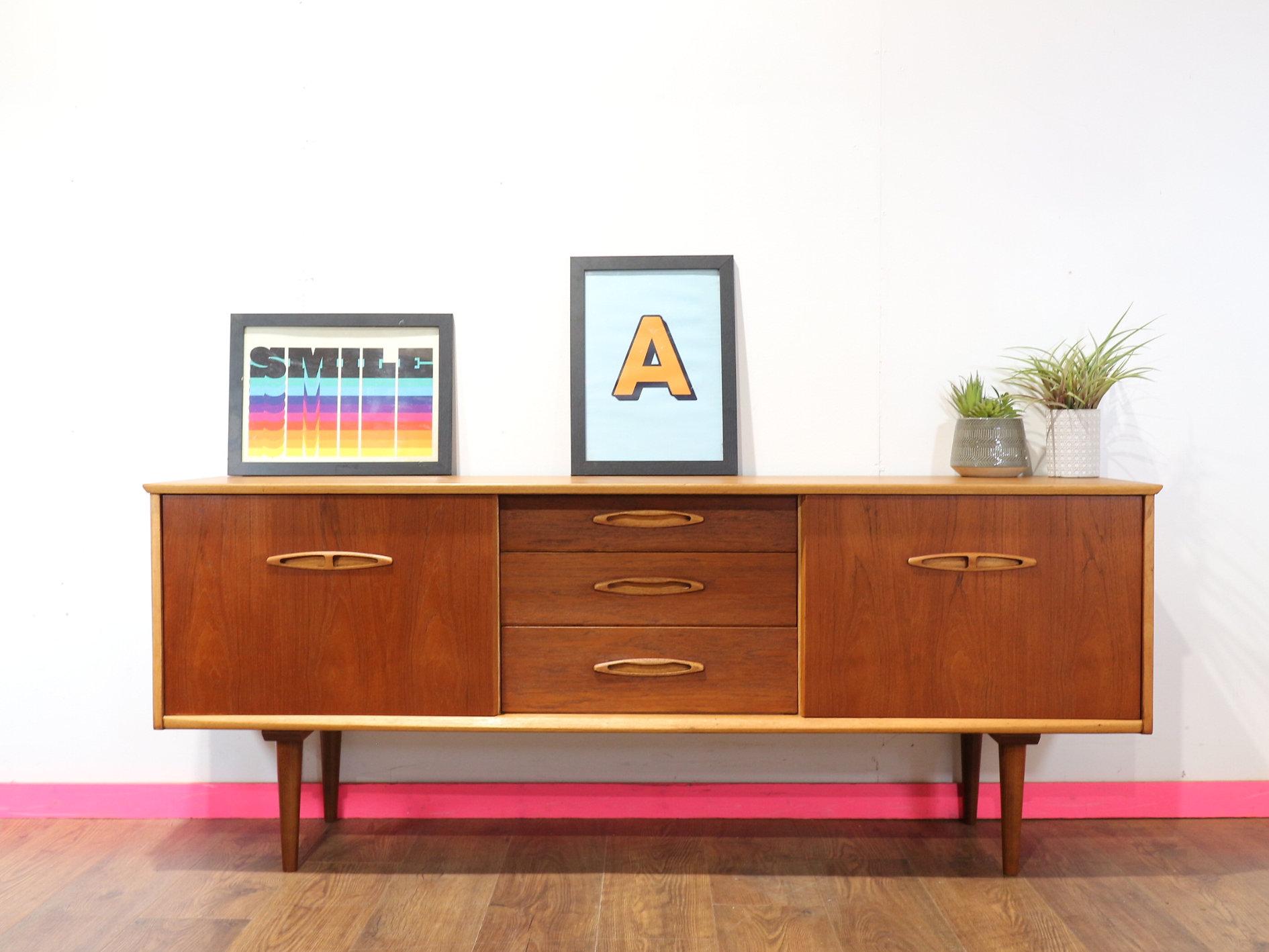 Mid Century Modern Vintage Teak Credenza Sideboard by Jentique Danish Style 6