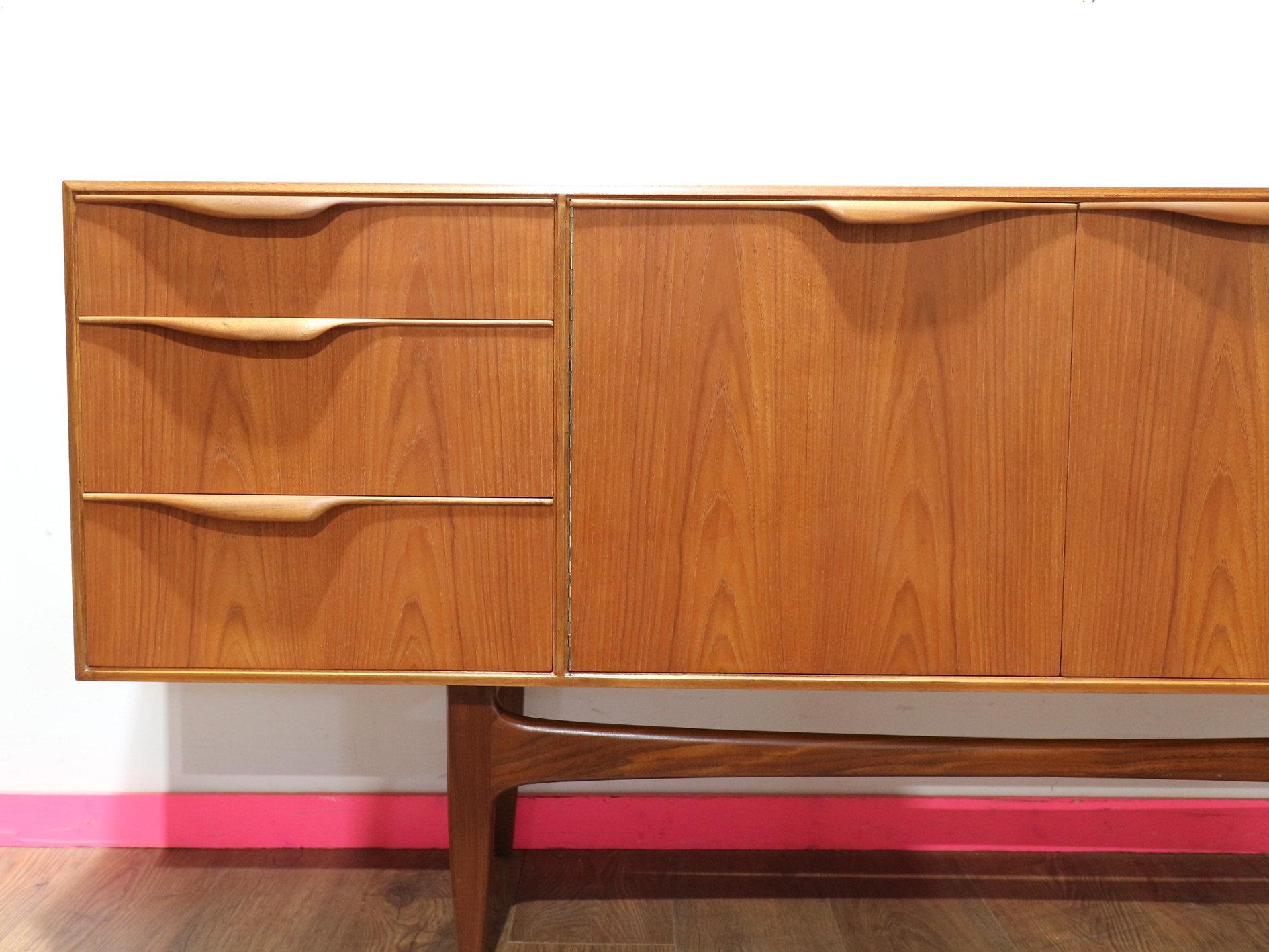 Mid Century Modern Vintage Teak Crednza Sideboard by A.H Mcintosh Danish Style 9