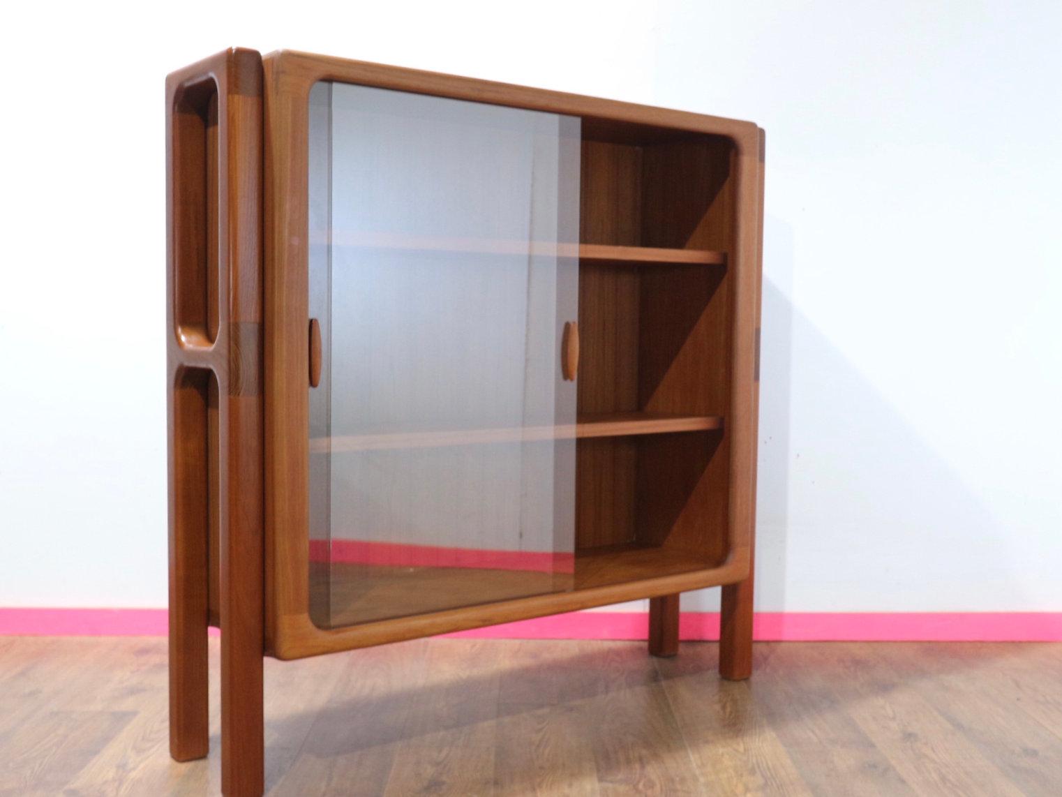 Mediados de Siglo Moderno Vintage Teca Danesa Dyrlund Librería Vitrina China Moderno de mediados de siglo