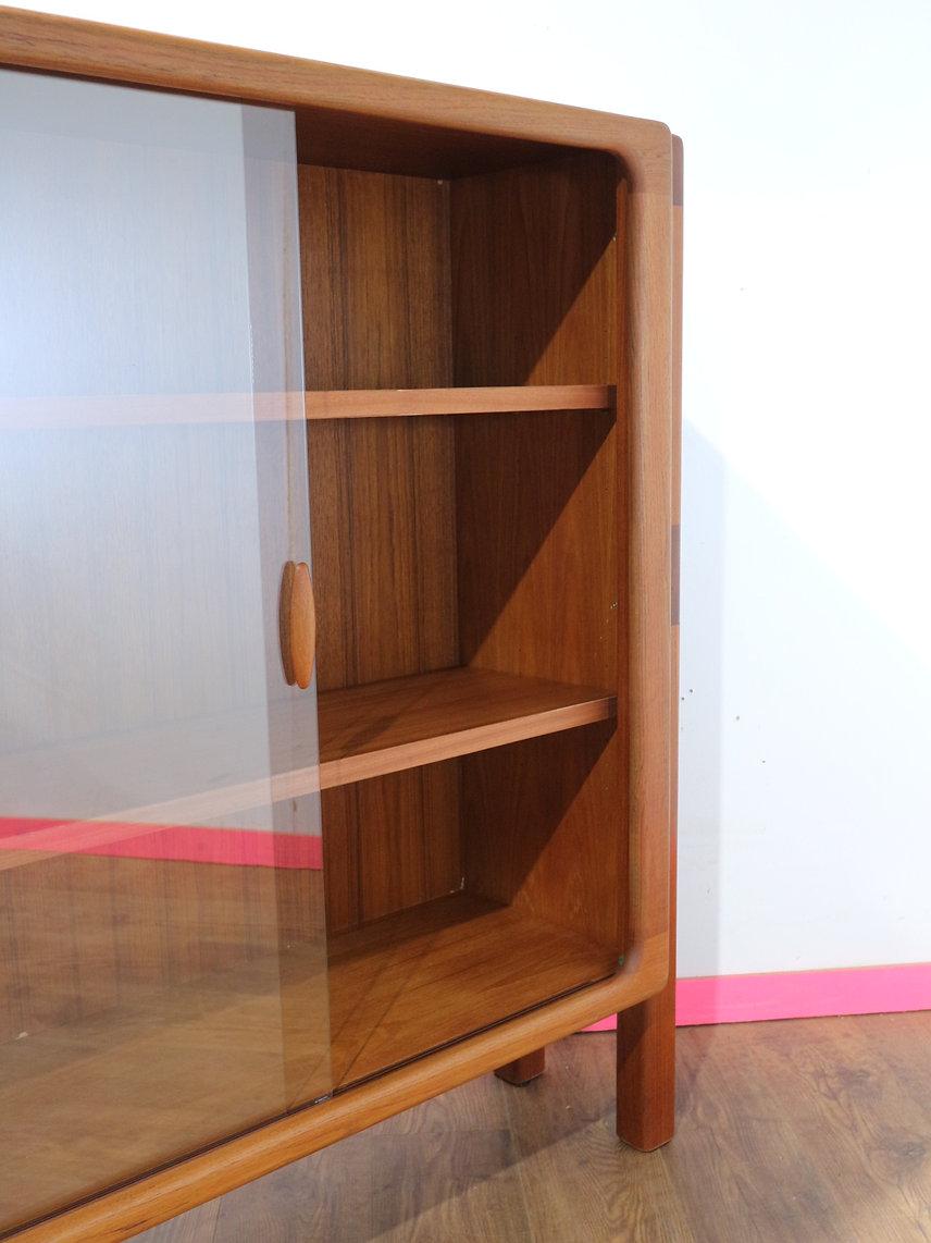 Mediados de Siglo Moderno Vintage Teca Danesa Dyrlund Librería Vitrina China Británico
