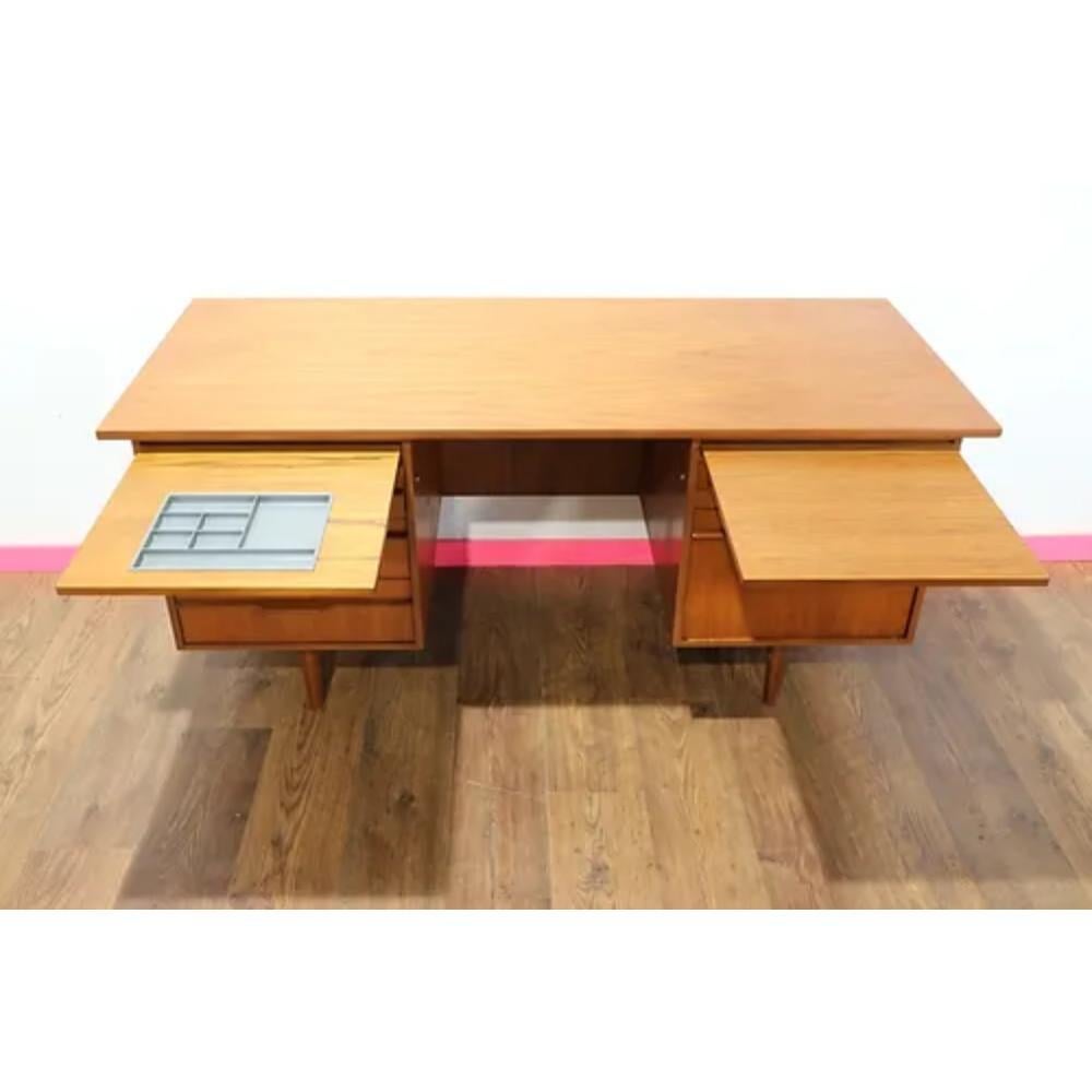 Mid Century Modern Vintage Teak Desk Office Furniture Danish Style For Sale 7