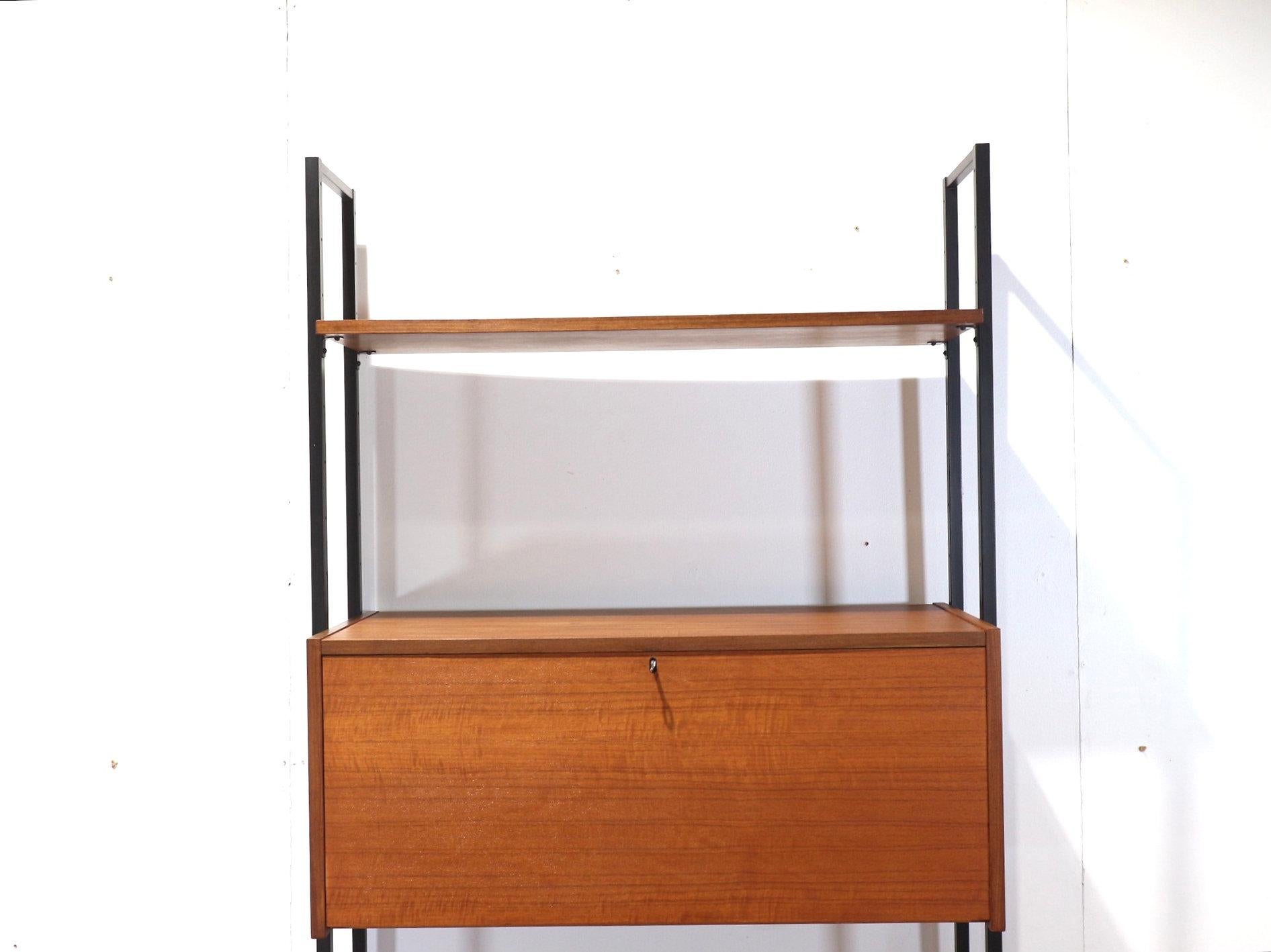 Mid Century Modern Vintage Teak Display Bookcase Wall Cabinet by Uniflex In Good Condition In Los Angeles, CA