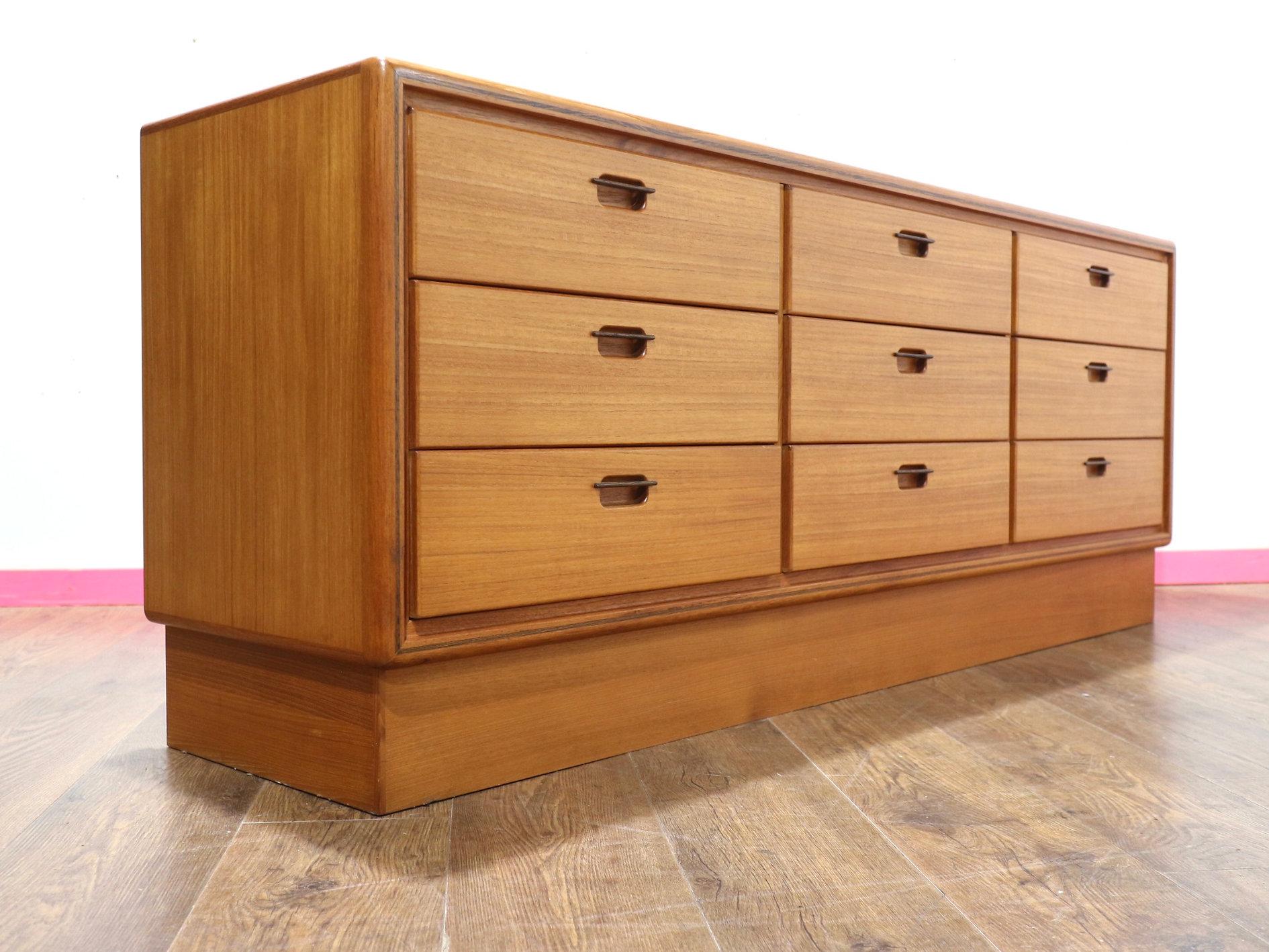 Comò in teak vintage di metà secolo, banca di cassetti, cassettiera danese in vendita 8