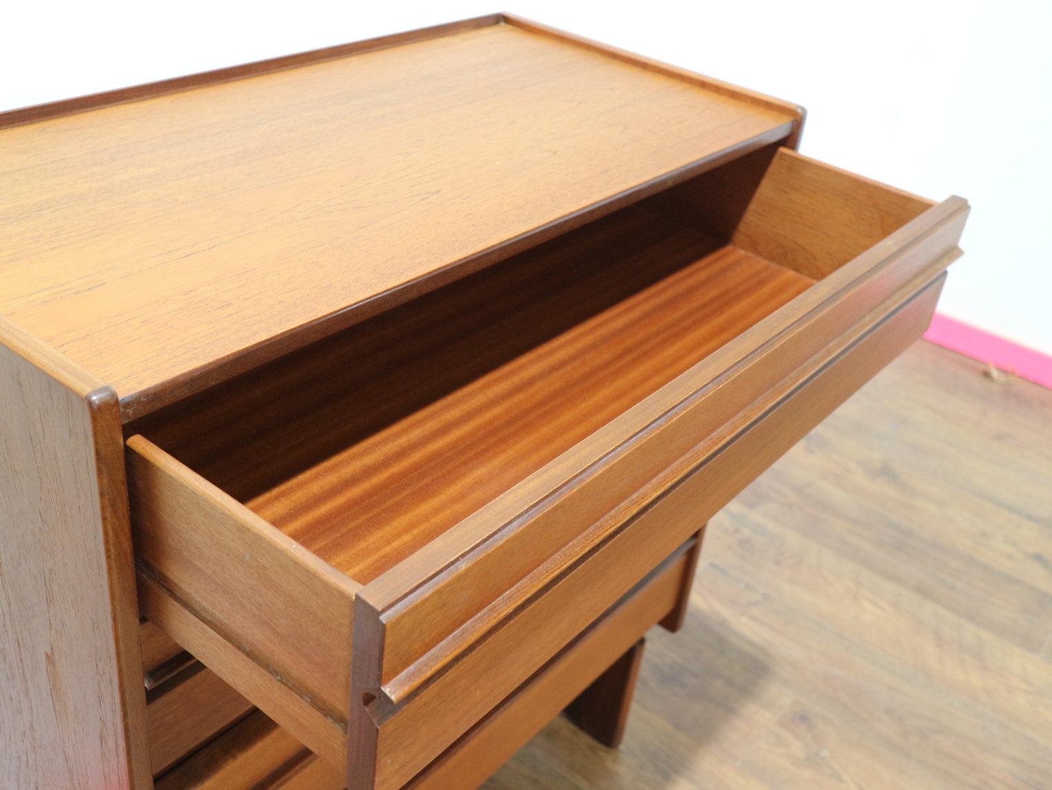 Mid-Century Modern Mid Century Modern Vintage Teak Dresser Chest by William Lawrence Danish Style For Sale