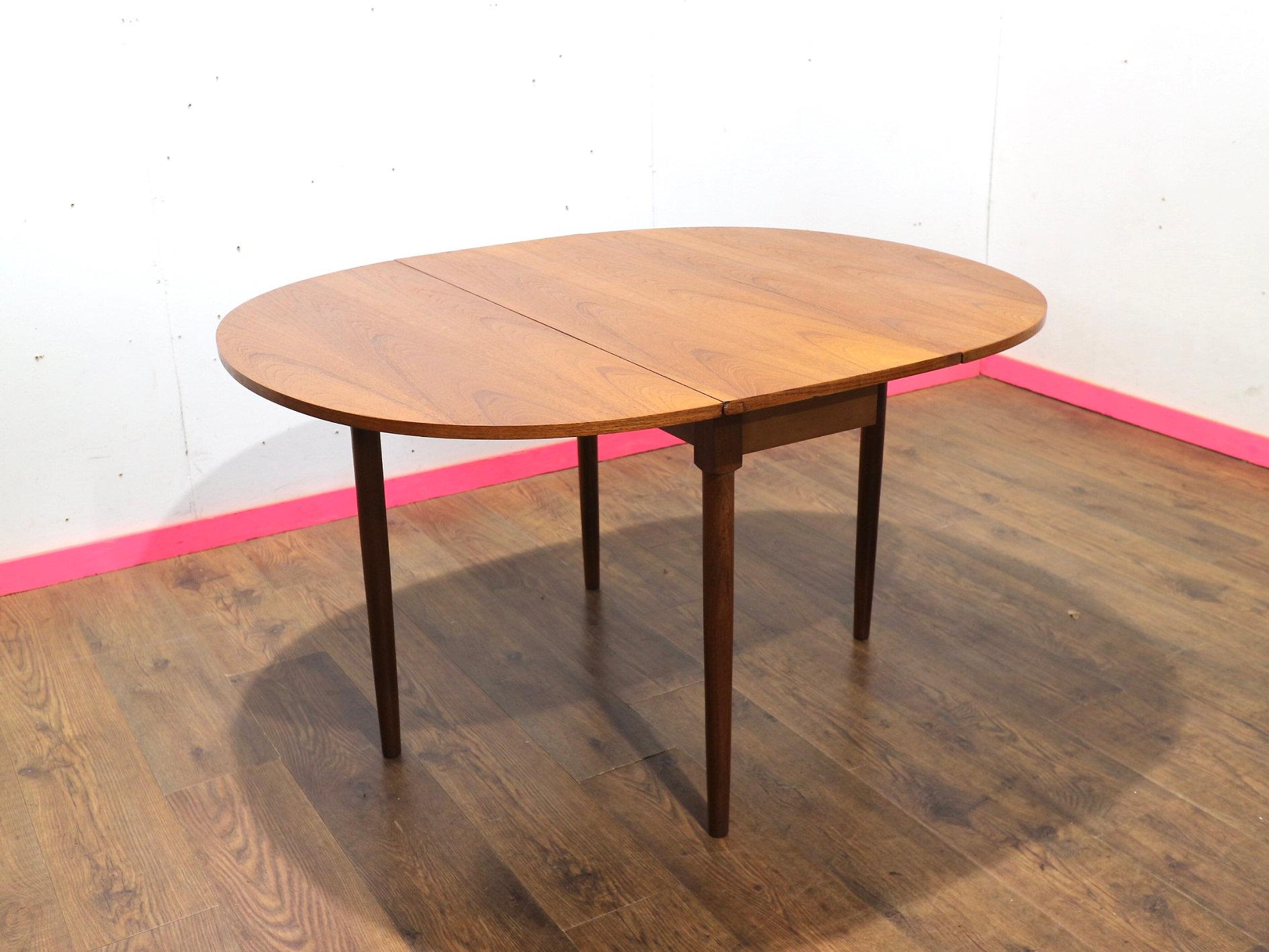 Mesa de comedor de hojas abatibles de teca VIntage Mid Century Modern by G Plan Moderno de mediados de siglo en venta
