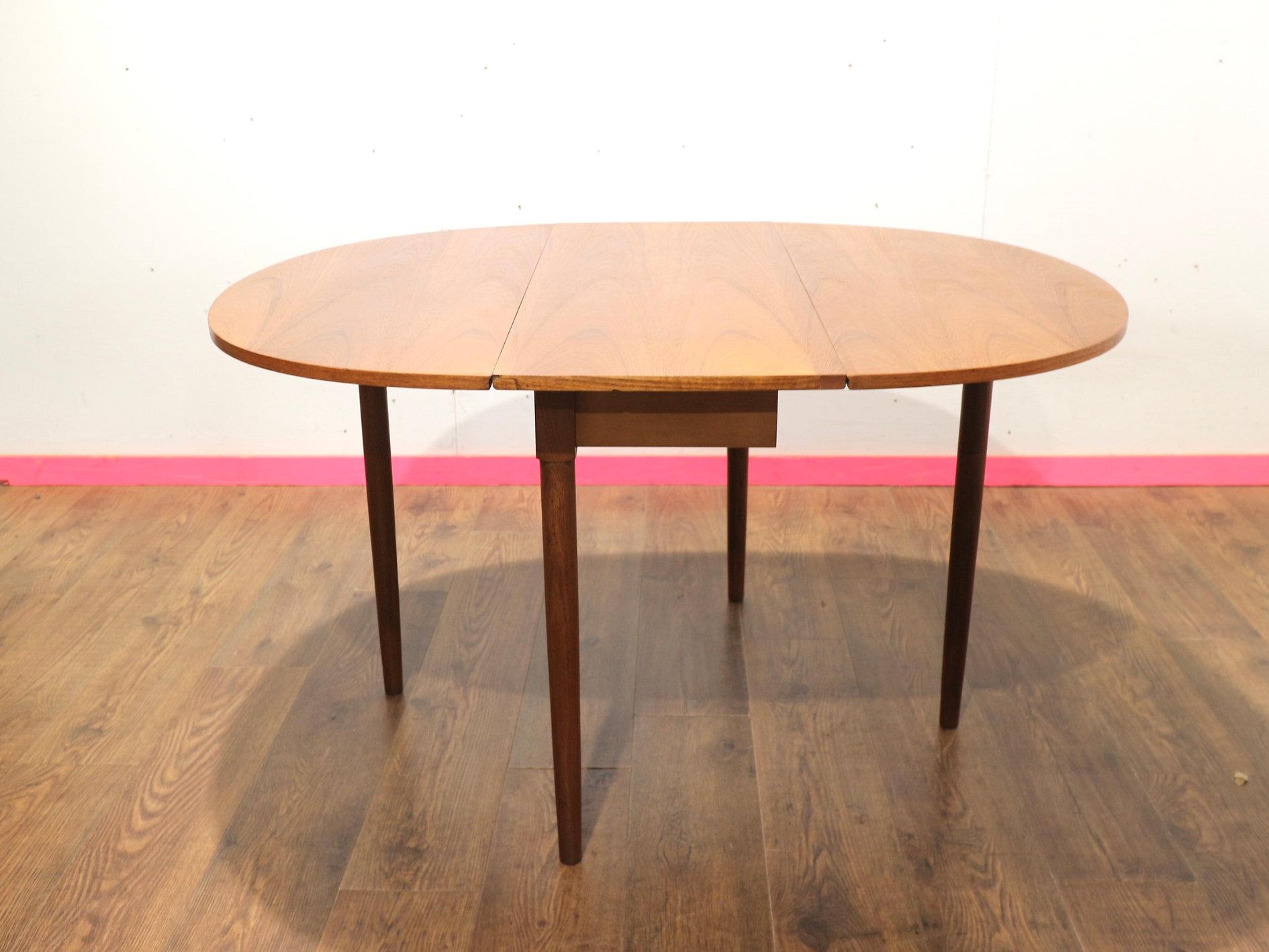 Mesa de comedor de hojas abatibles de teca VIntage Mid Century Modern by G Plan Británico en venta