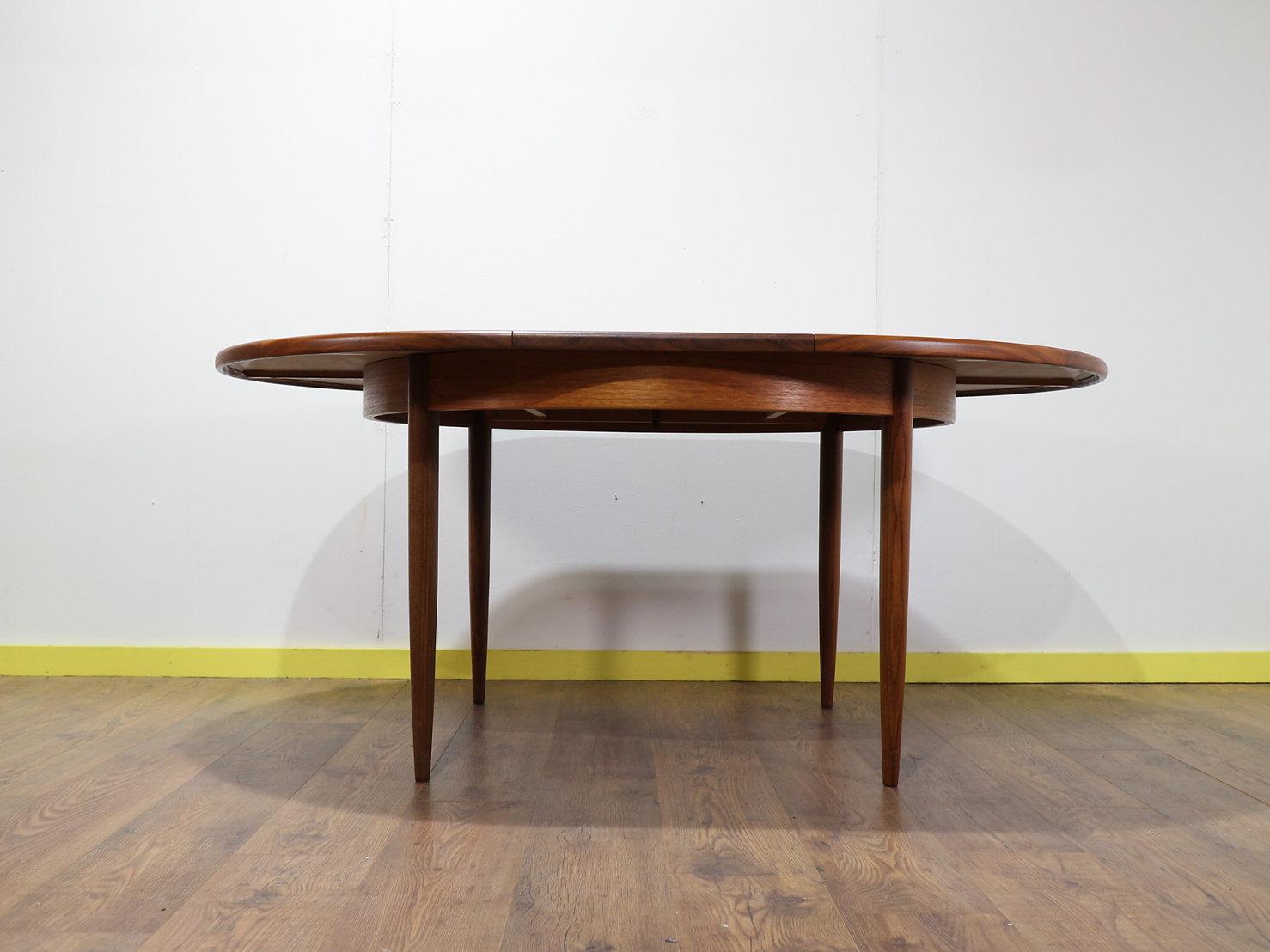 British Mid-Century Modern Vintage Teak G Plan Extending Dining Table