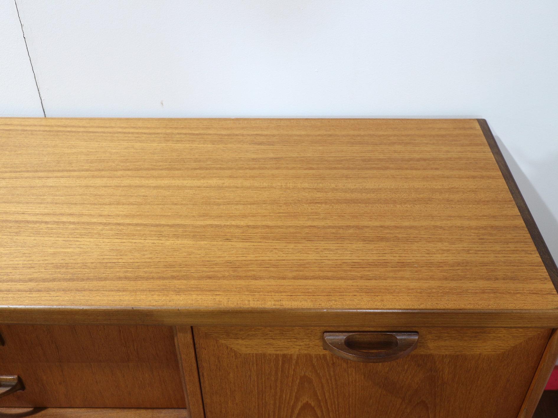 Credenza in stile danese in teak G-Plan Sierra, vintage e del medio secolo. in vendita 4