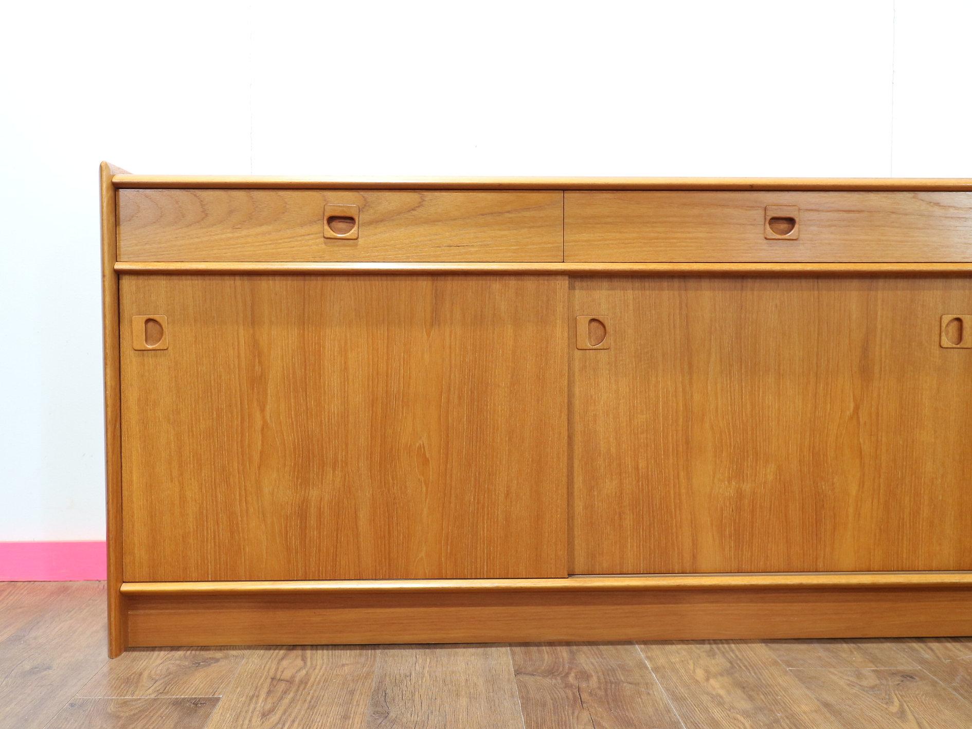 Mid Century Modern Vintage Teak Low Danish Sideboard Credenza For Sale 8
